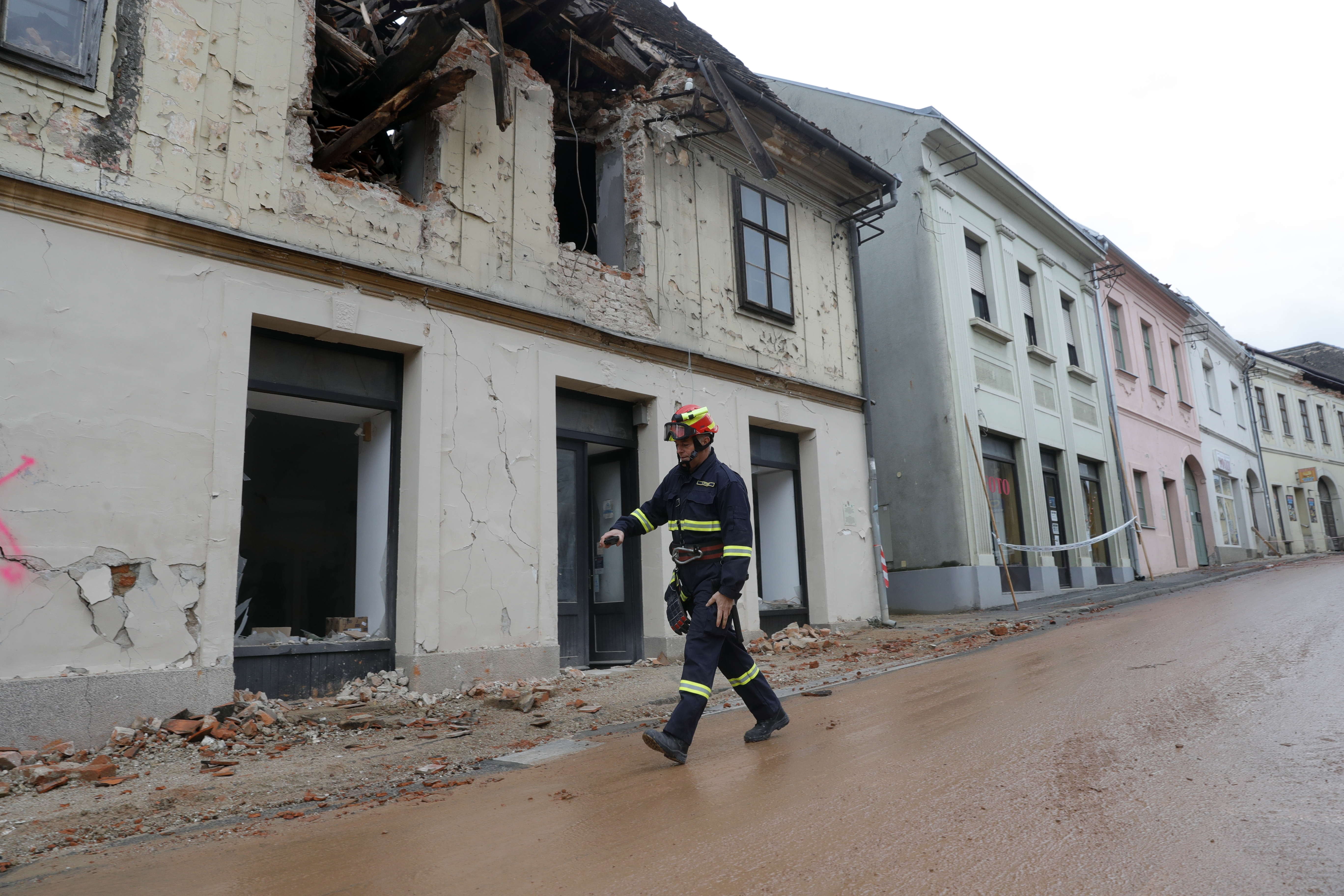 Aftermath of 6.4 magnitude earthquake in Croatia