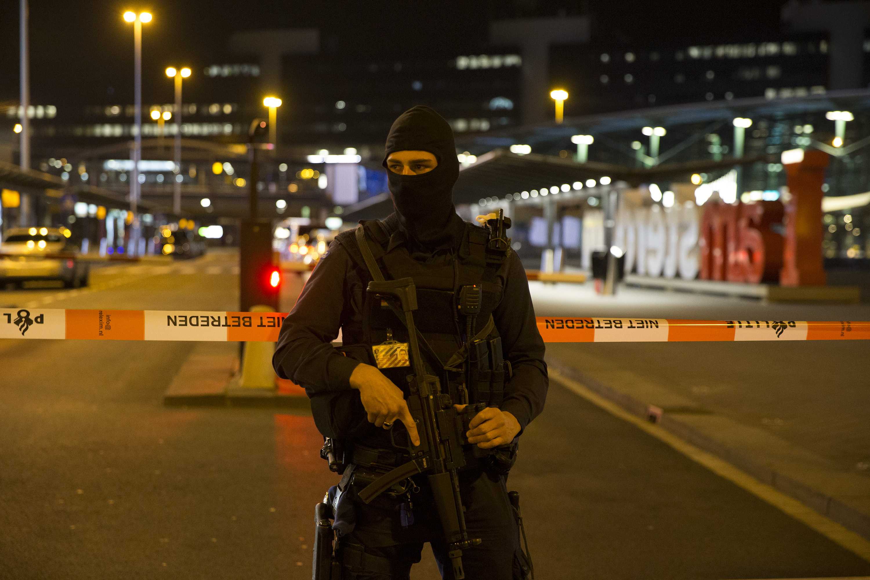 Schiphol Airport in Amsterdam evacuated due to suspicious situation