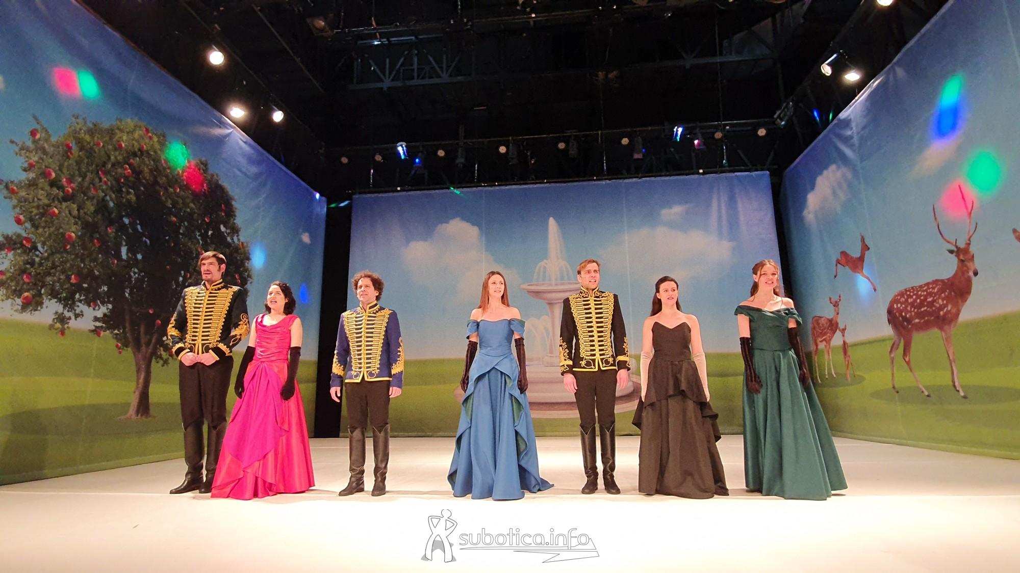 Najava premijere Vitezovi Lake male