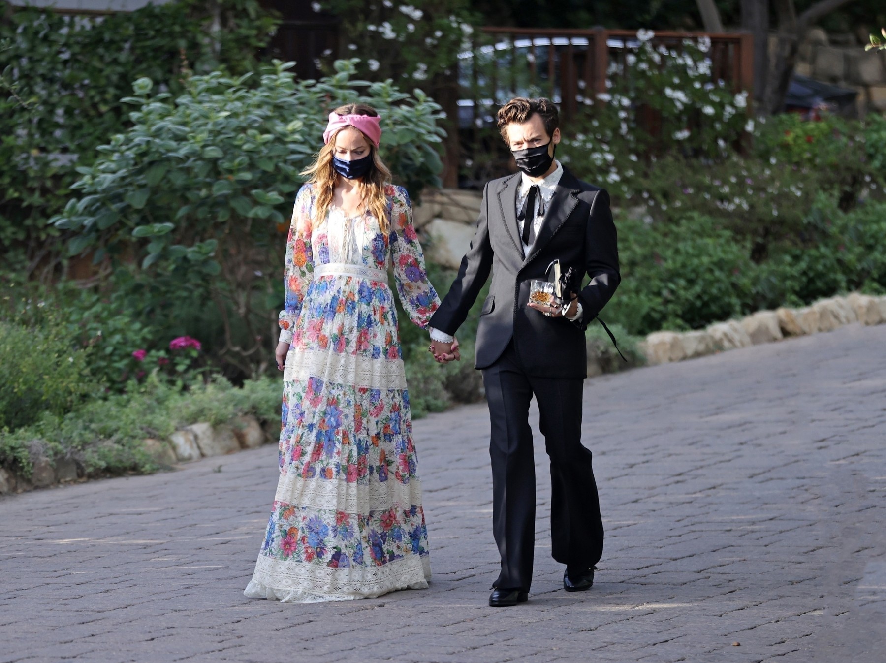 *PREMIUM-EXCLUSIVE* Harry Styles and Olivia Wilde make their romance public at his agent's wedding in Southern California **WEB EMBARGO UNTIL 1:30 PM EST on January 6, 2021**