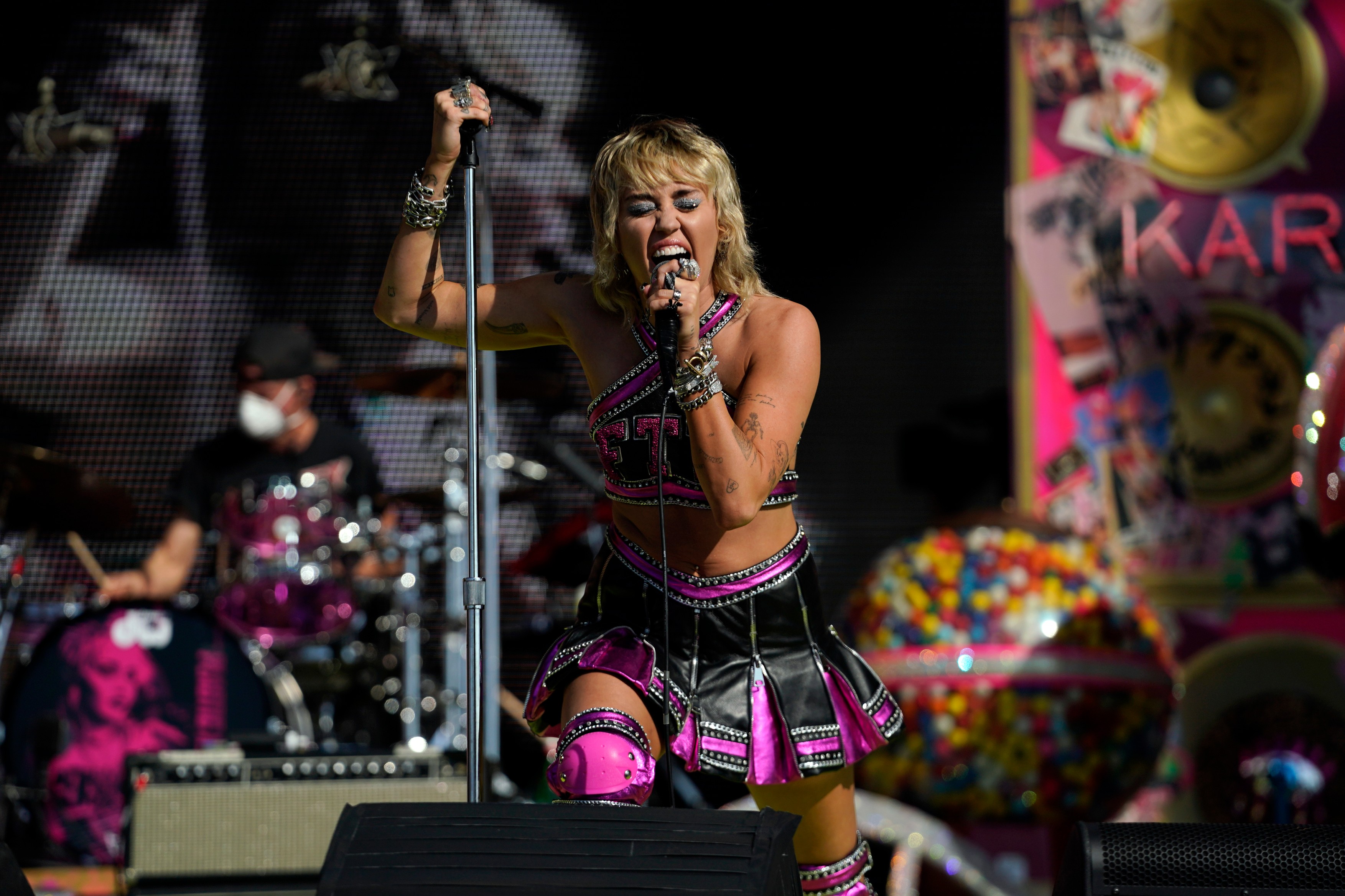 Super Bowl LV: Miley Cyrus Tik Tok Tailgate Concert