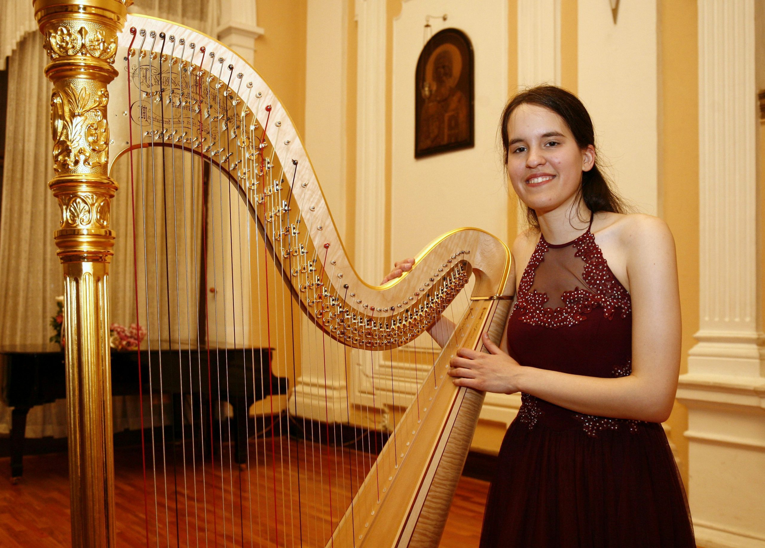 Kragujevac 03.04.2021. Lenka Petrović, harfiskinja iz Kragujevca. Foto: Aleksandra Petrović/Nova.rs