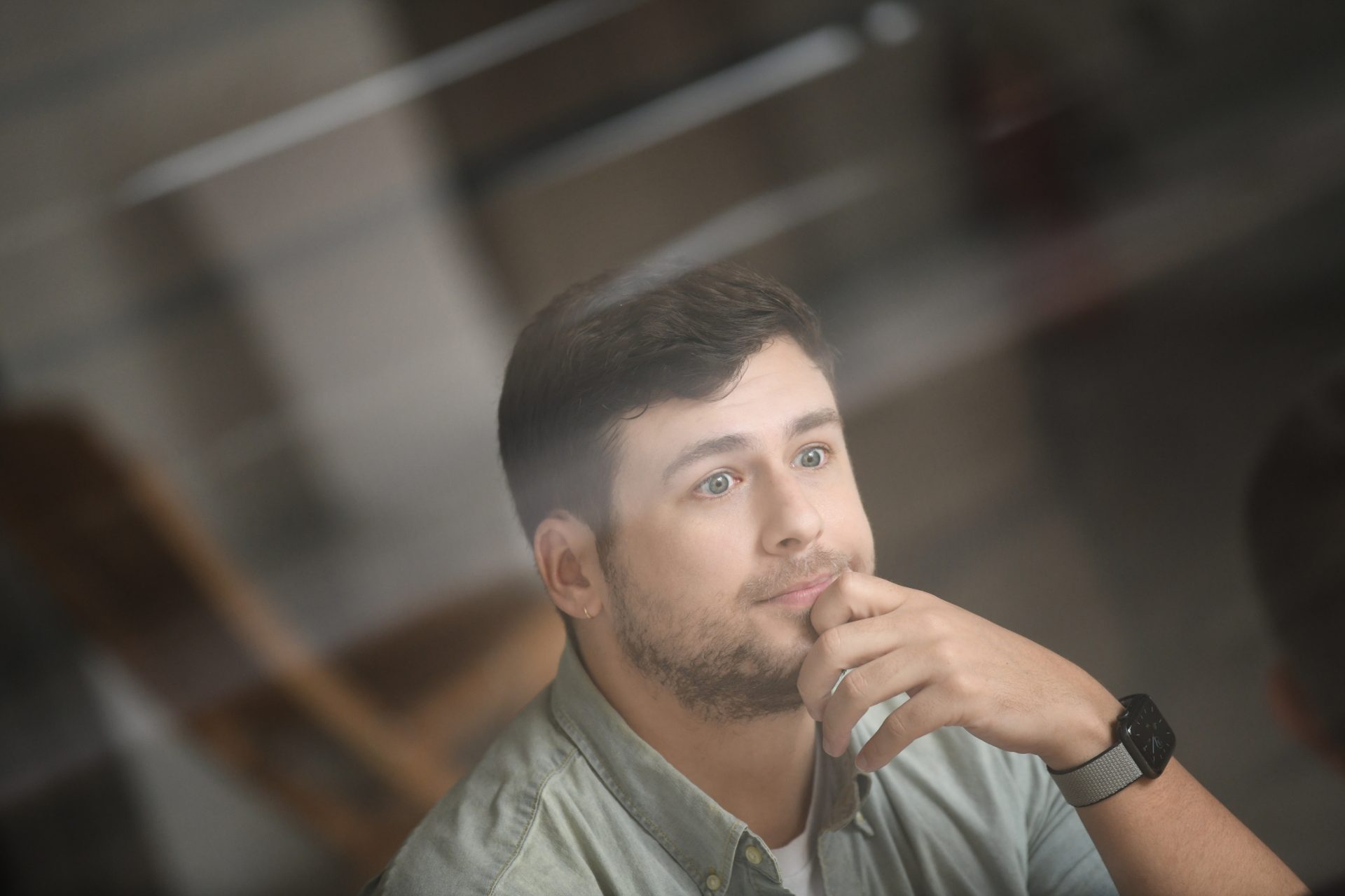 Beograd, 03.04.2021. Nacionalna fondacija za igru, Kolarceva, BDF, Beogradski festival igre, KZŠ, Konferencija za novinare, Jedan od direktora njujorškog Džojs teatra Foto: Vesna Lalić/Nova.rs