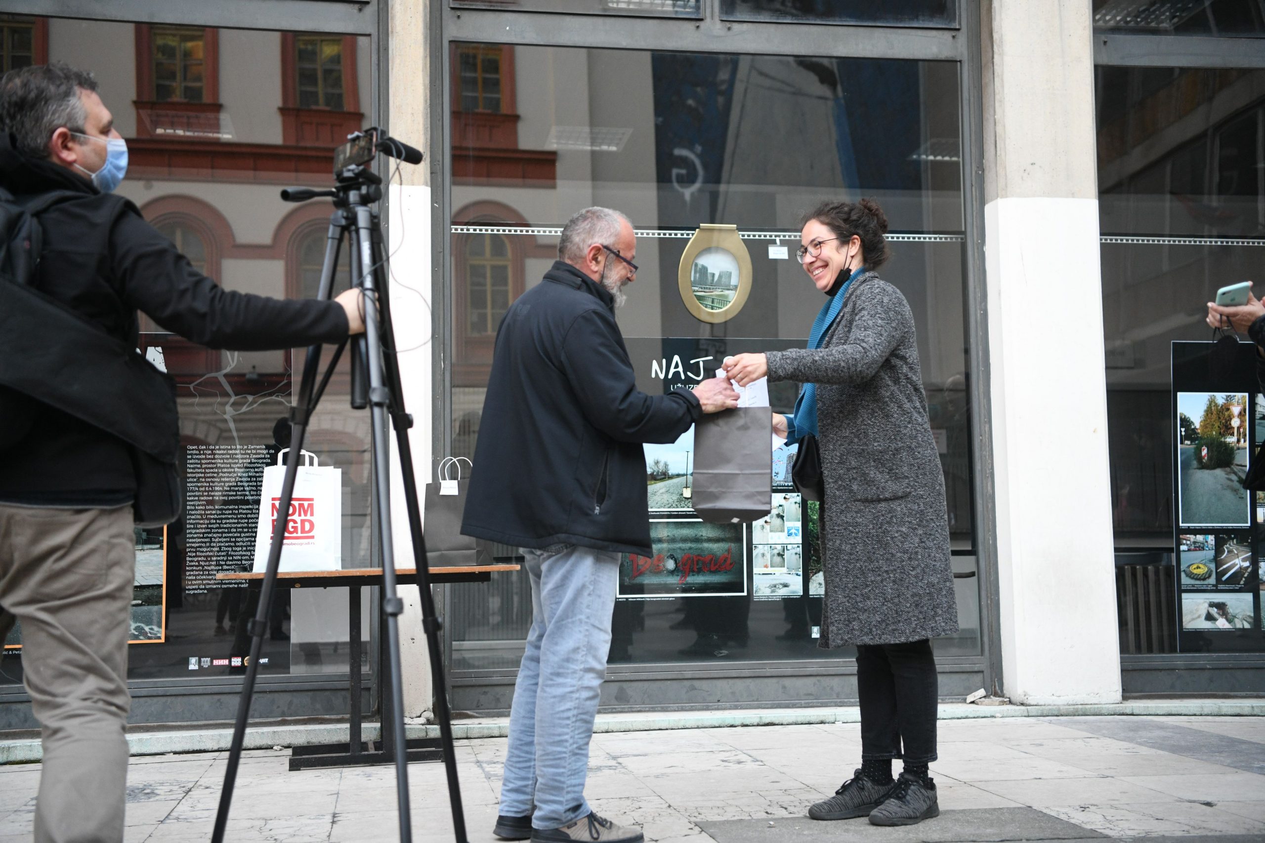 Beograd 05.04.2021. Mila Bakić, Izložba Naj Rupe, Studentski trg Foto: Filip Krainčanić/Nova.rs