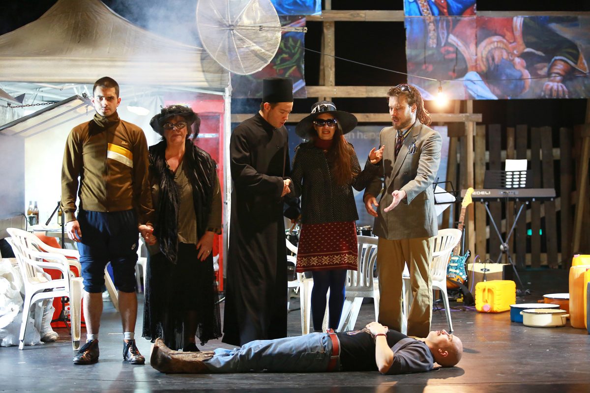 Predstava Tiho teče Misisipi