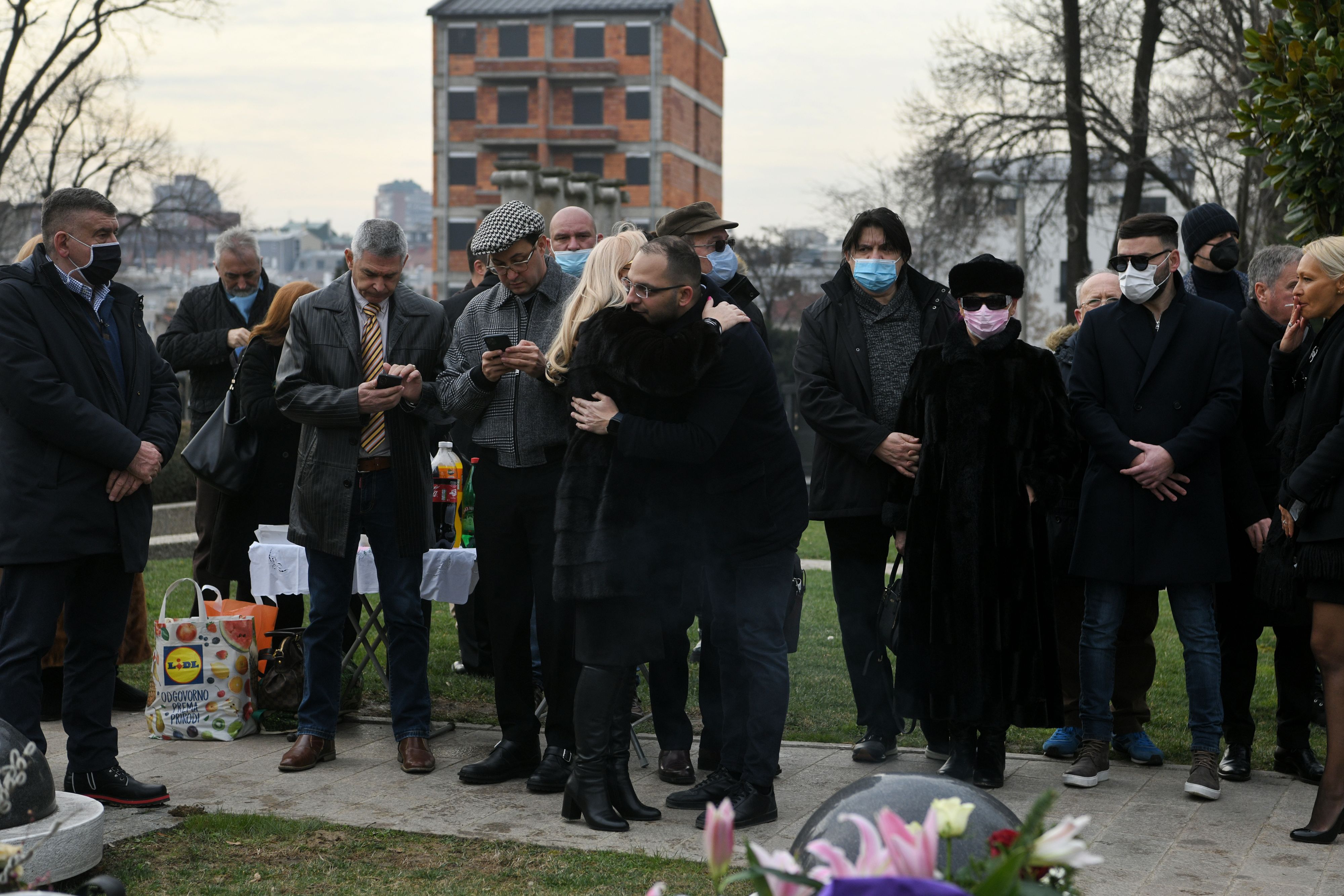 Beograd, 17.02.2021. Novo groblje, pomen Šaban Šaulić, parastos Foto: Filip Krainčanić/Nova.rs