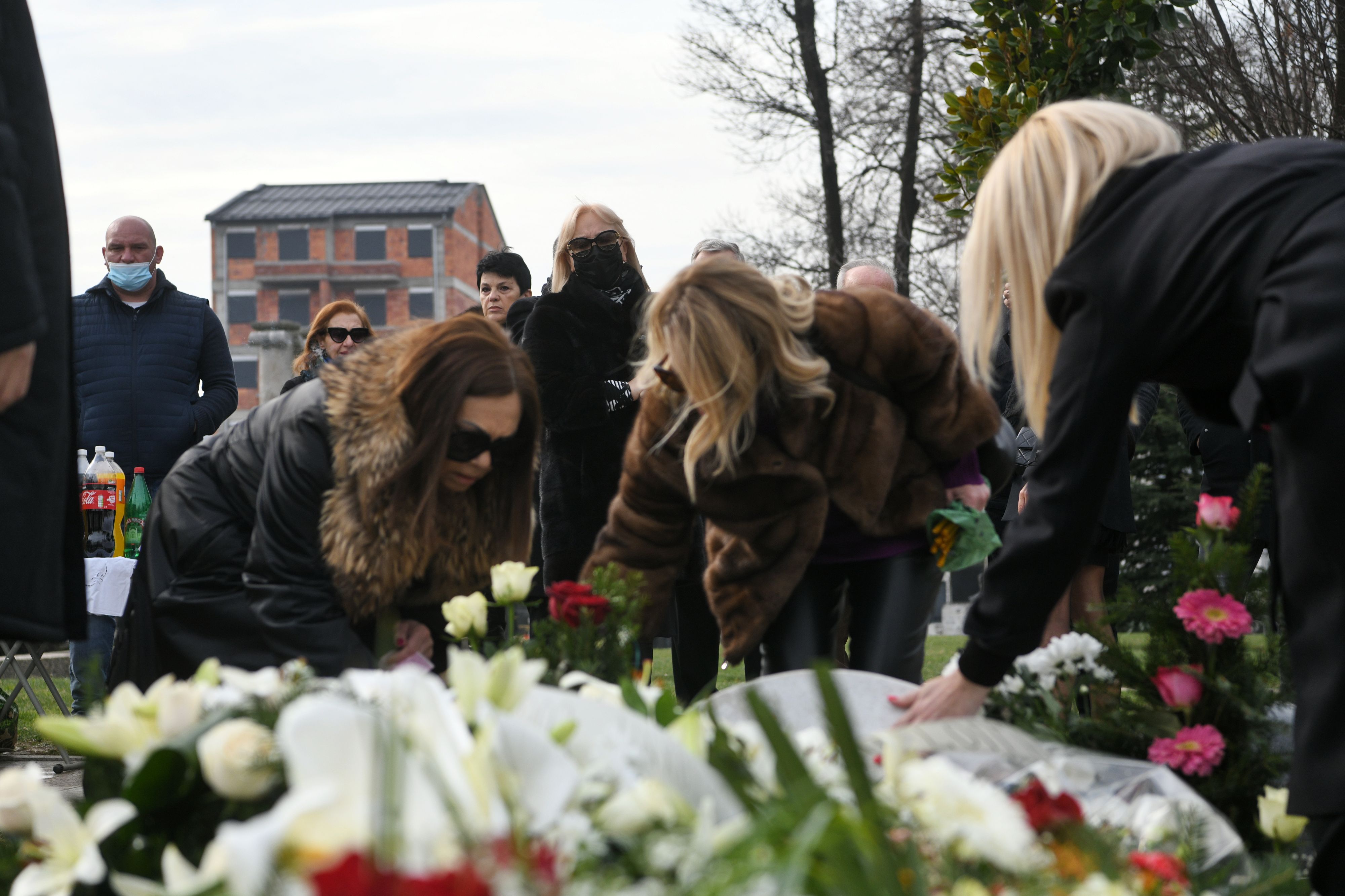 Beograd, 17.02.2021. Novo groblje, pomen Šaban Šaulić, parastos Foto: Filip Krainčanić/Nova.rs