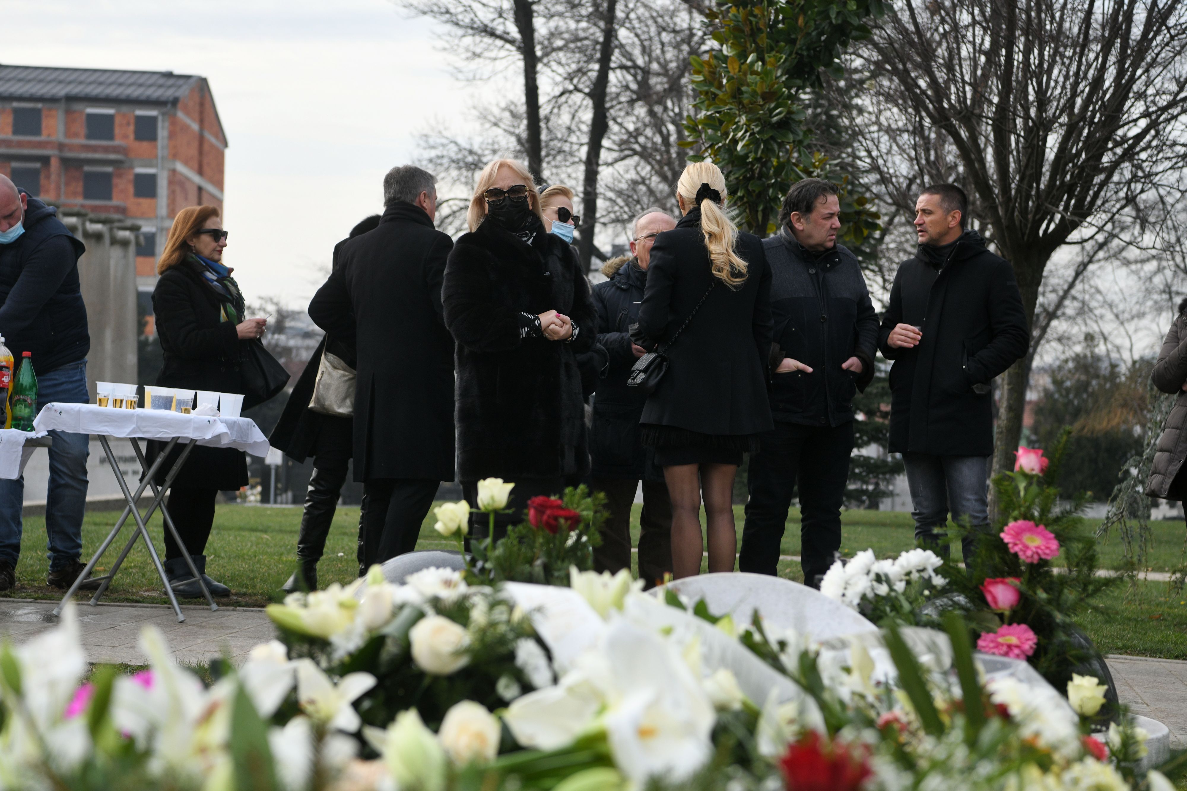 Beograd, 17.02.2021. Novo groblje, pomen Šaban Šaulić, parastos Foto: Filip Krainčanić/Nova.rs