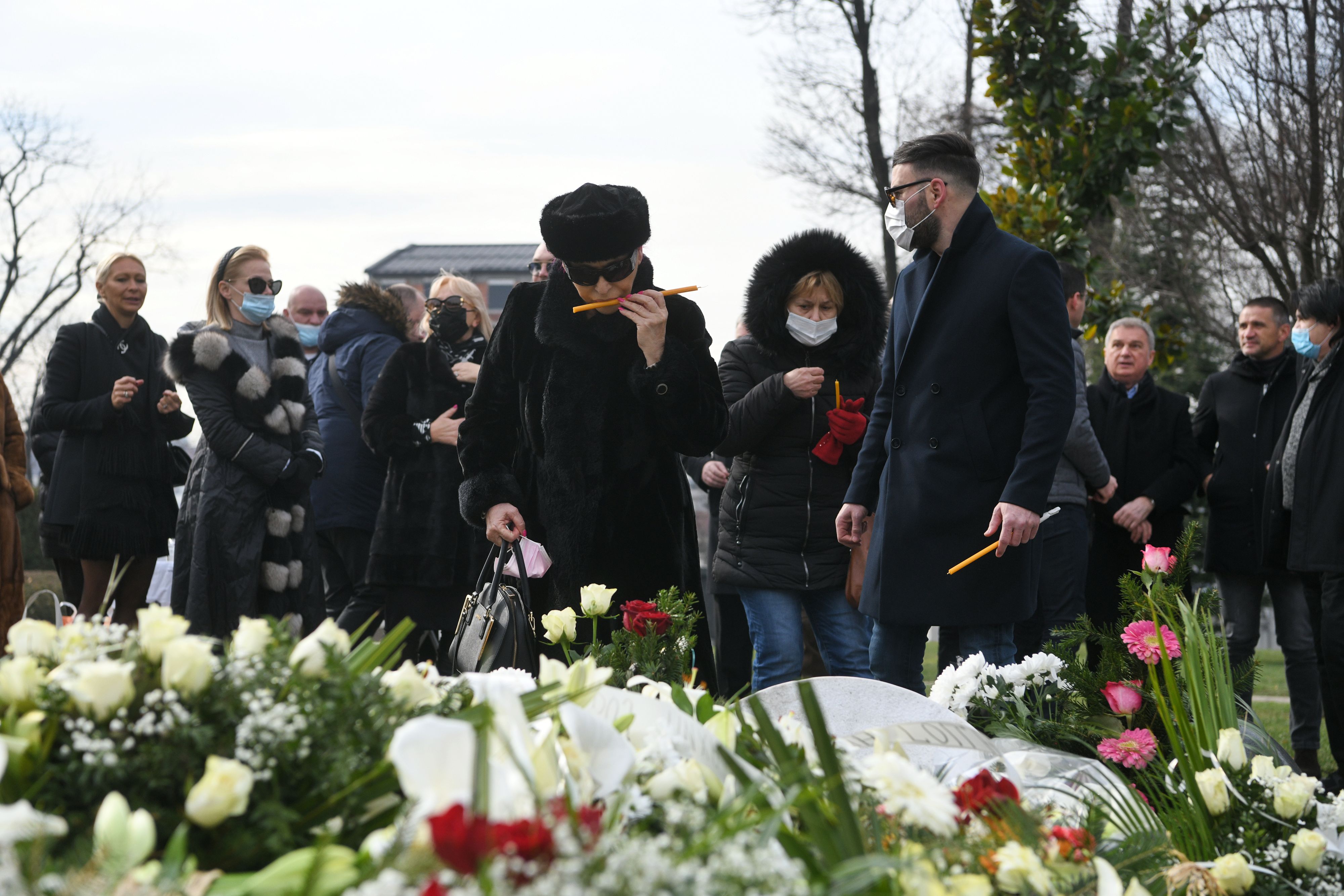 Beograd, 17.02.2021. Novo groblje, pomen Šaban Šaulić, parastos Foto: Filip Krainčanić/Nova.rs