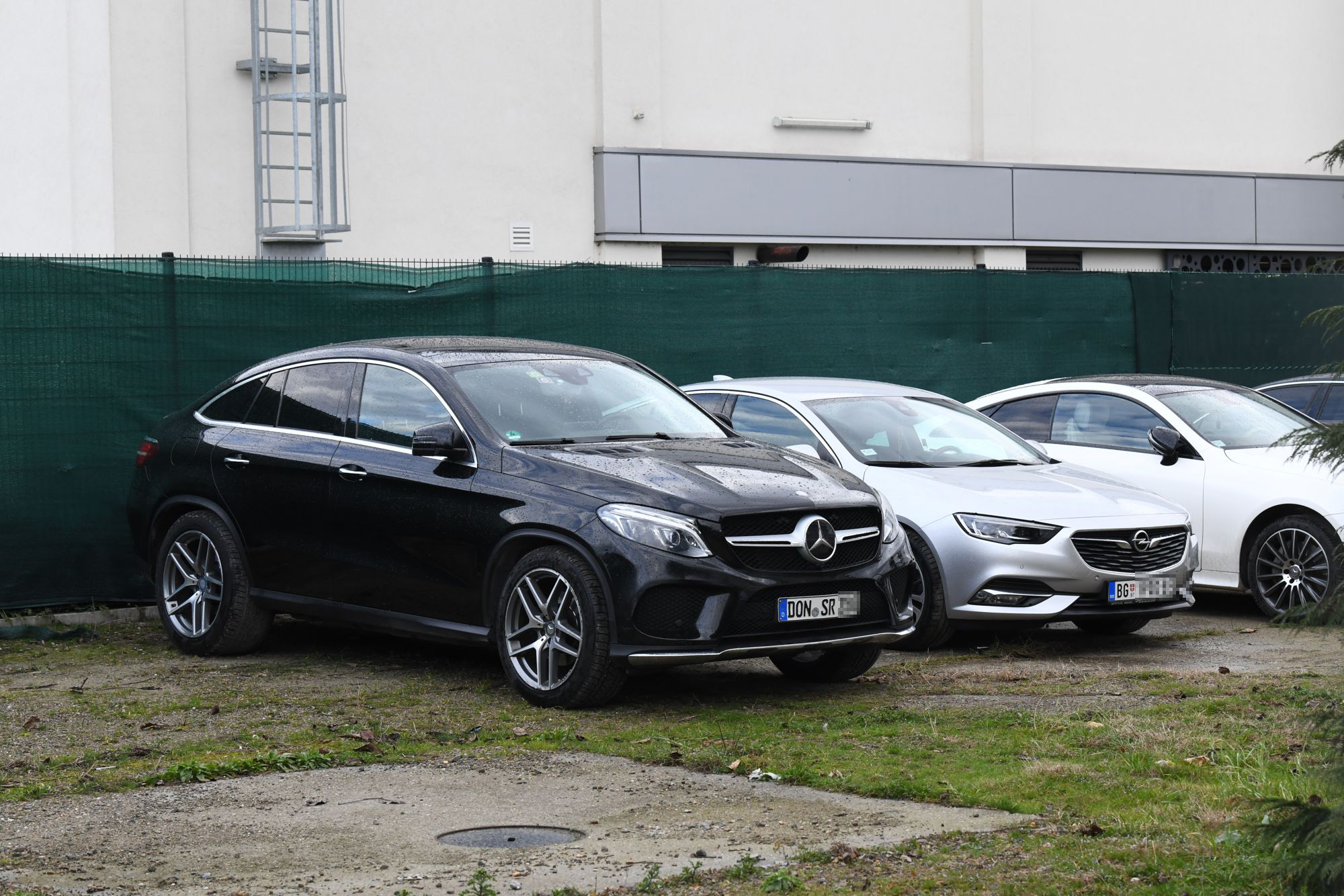 Beograd 04.02.2021. Makis policija privodjenje hapsenje Ana Nikolic, Rasta, Rastin auto, automobil