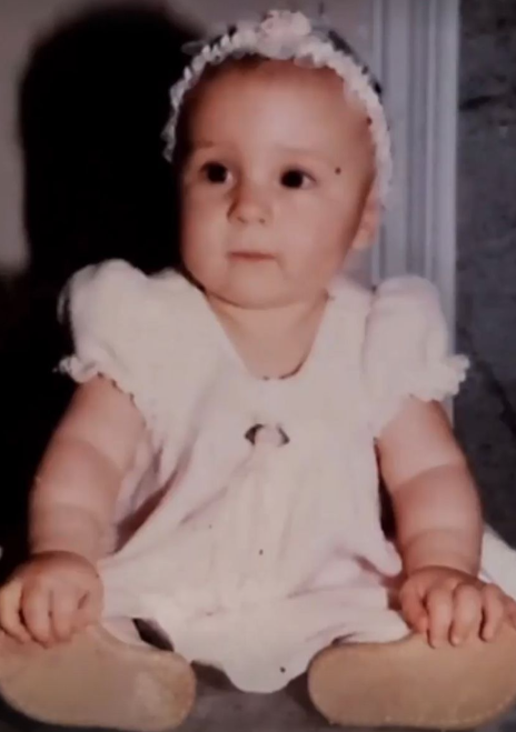 anastasija-raznatovic.png