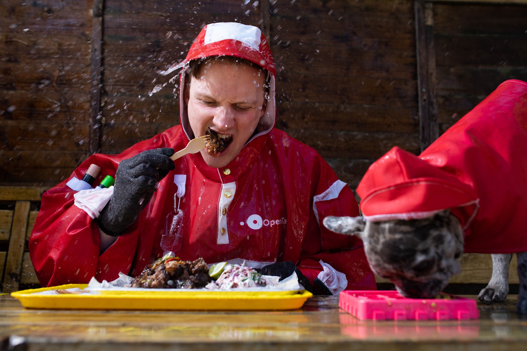 Outdoor dining clothing