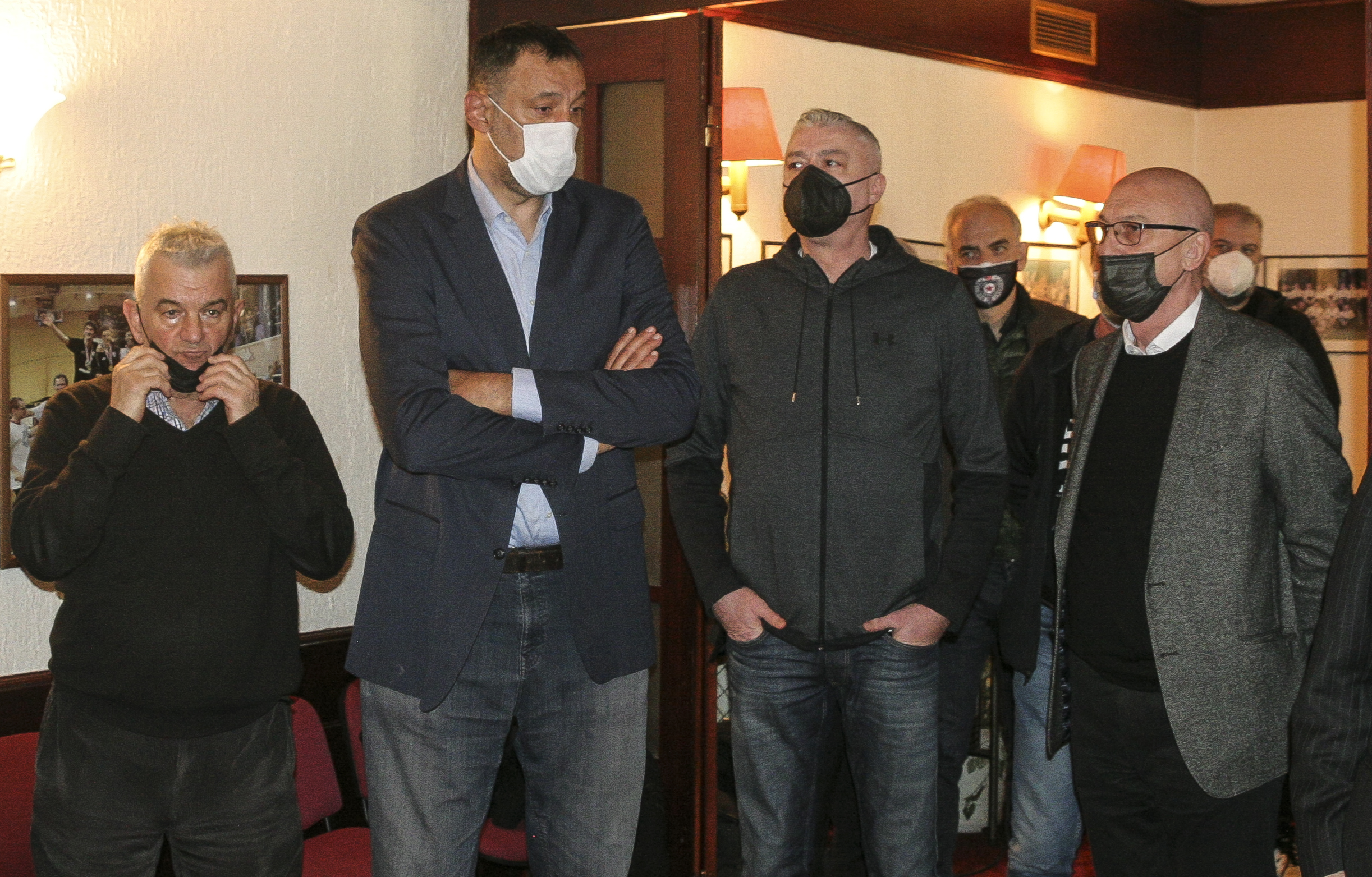 KK Partizan-Milenko Savovic Komemoracija
Vlade Divac Predrag Danilovic and Miroslav Todoric (R)
Beograd, 03.05.2021.
foto: Miroslav Todorovic/Starsportphoto ©