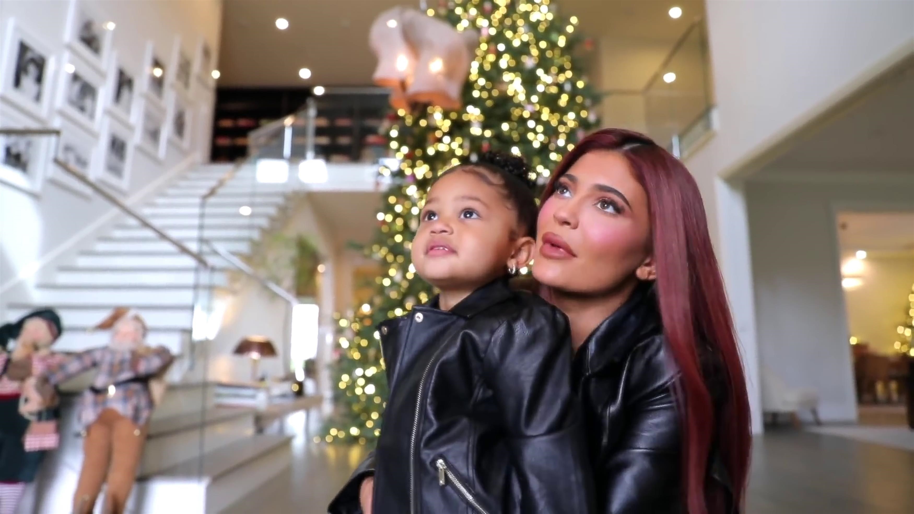 Kylie Jenner: Christmas Decorations 2020
