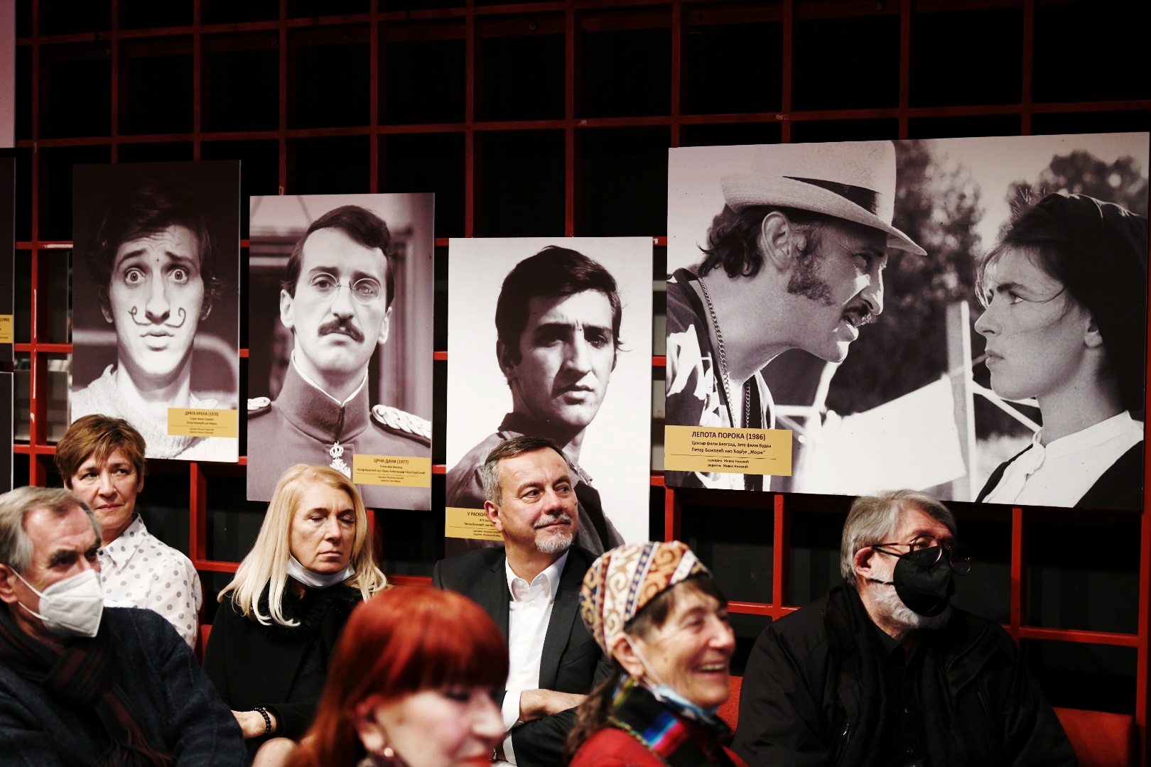 Beograd 27. februar 2021. Dodela Dobricinog prstena glumcu Petru Bozovicu u Narodnom pozorištu, u foajeu Scene Rasa Plaovic Foto:Vesna Lalić/Nova.rs
