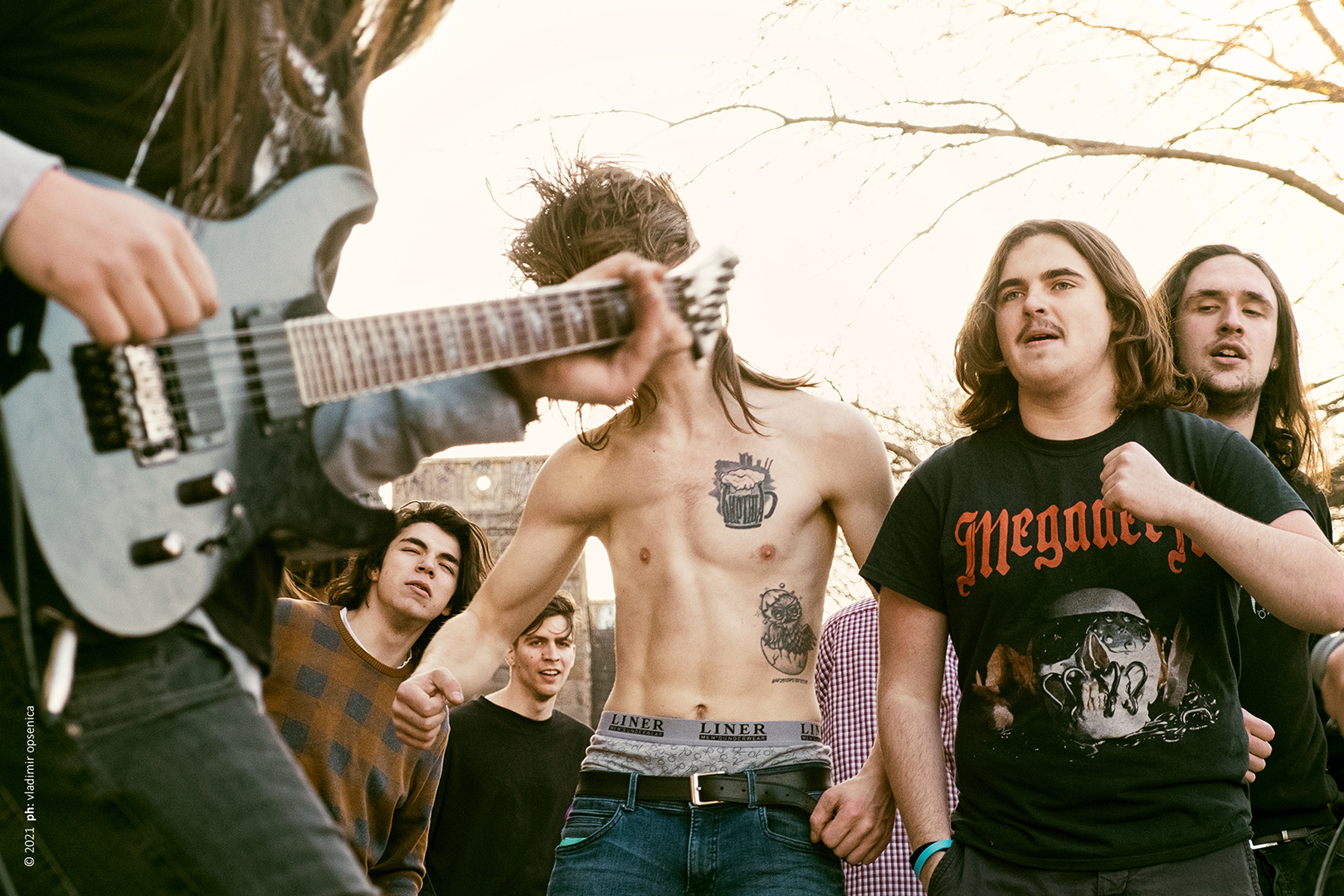 Punk &amp; skate 

Ispod Brankovog mosta

Koncert otvorio punk band Bednici, a zatvorio band Plavi

poslednji dan februara 2021, nedelja

© 2021 ph: vladimir opsenica