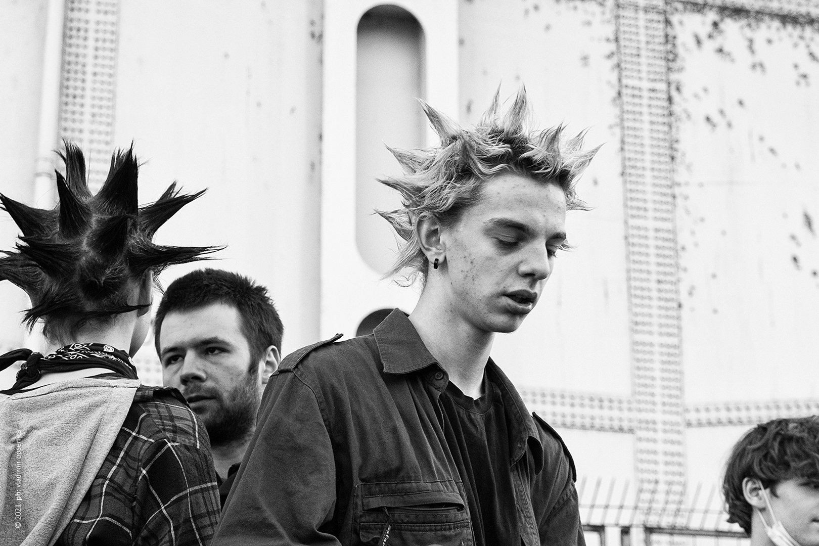 Punk &amp; skate 

Ispod Brankovog mosta

Koncert otvorio punk band Bednici, a zatvorio band Plavi

poslednji dan februara 2021, nedelja

© 2021 ph: vladimir opsenica