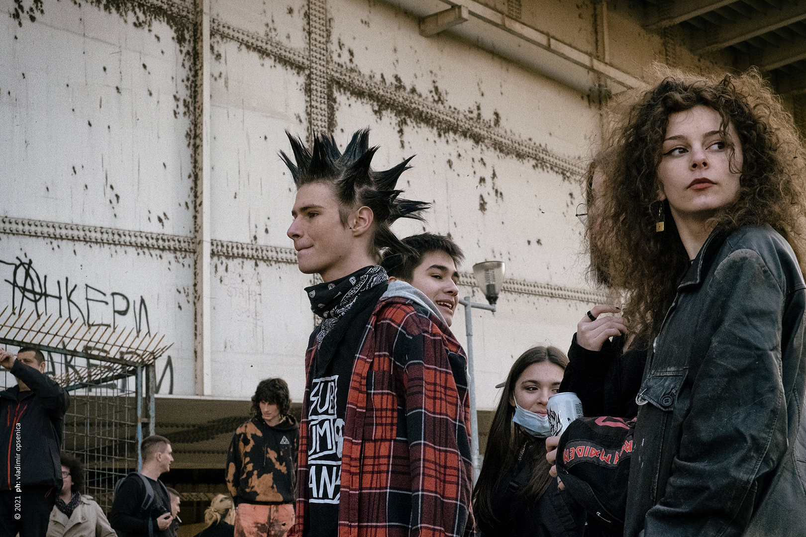 Punk &amp; skate 

Ispod Brankovog mosta

Koncert otvorio punk band Bednici, a zatvorio band Plavi

poslednji dan februara 2021, nedelja

© 2021 ph: vladimir opsenica