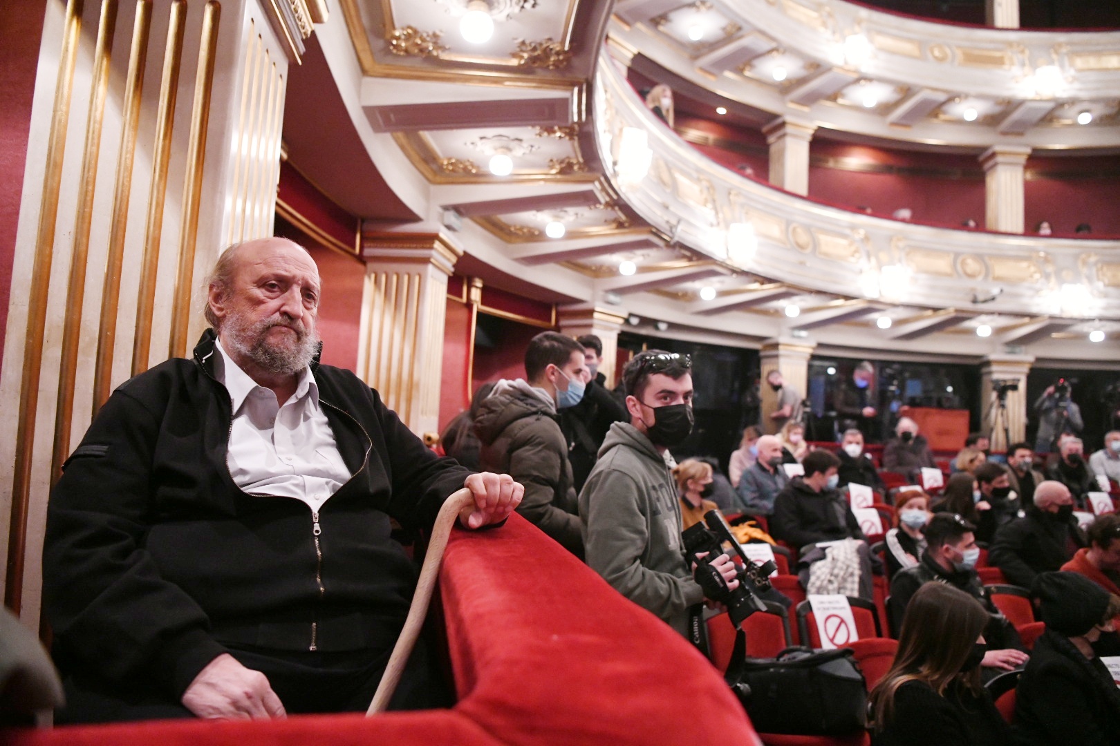 Beograd 11. mart 2021. Komemoracija povodom smrti glumca Borisa Komnenica na Velikoj sceni Narodnog pozorišta u Beogradu Foto:Vesna Lalić/Nova.rs