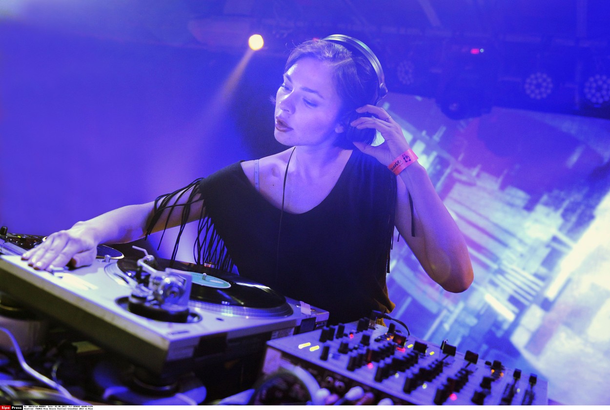FRANCE Nina Kraviz Festival CrossOver 2013 in Nice