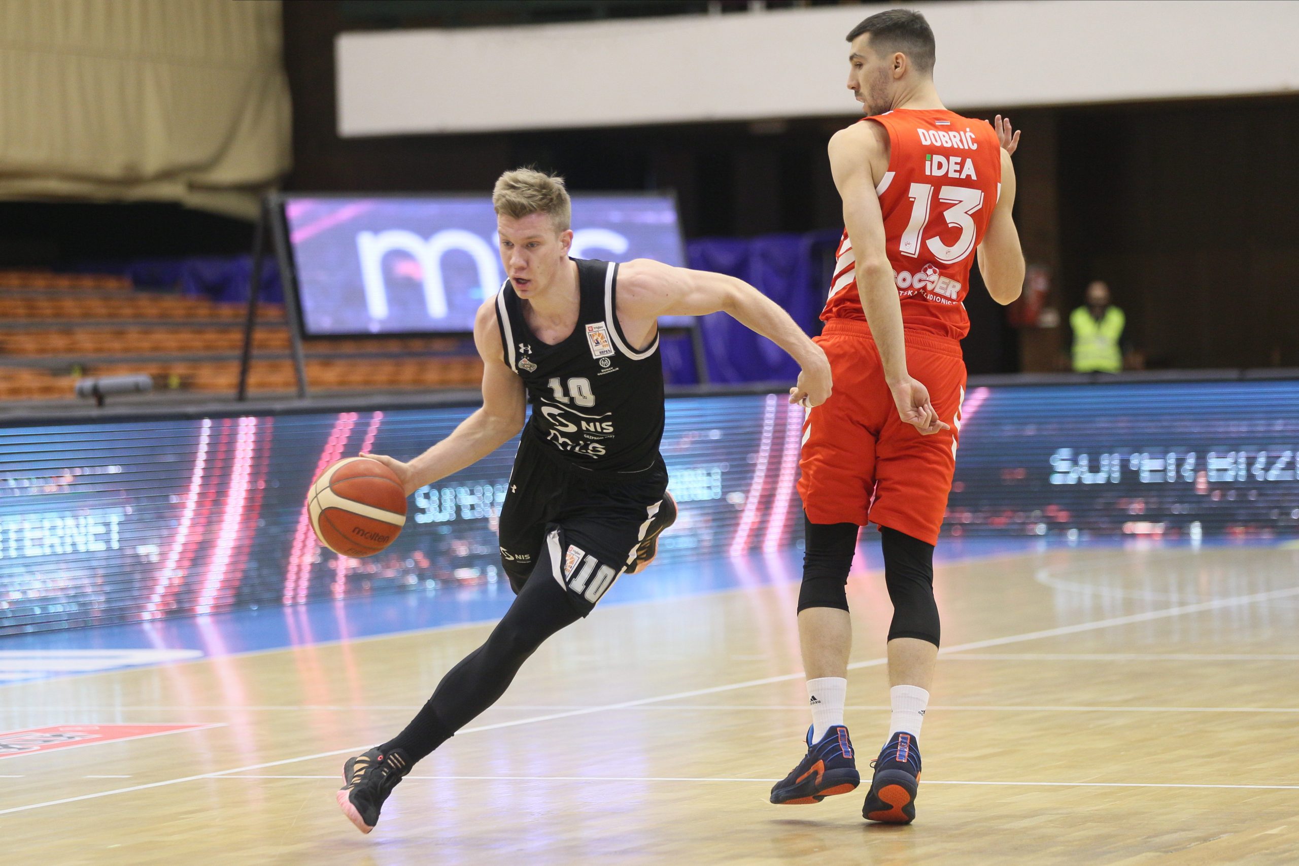 PARTIZAN vs CRVENA ZVEZDA
Novi Sad, 13.02.2021.