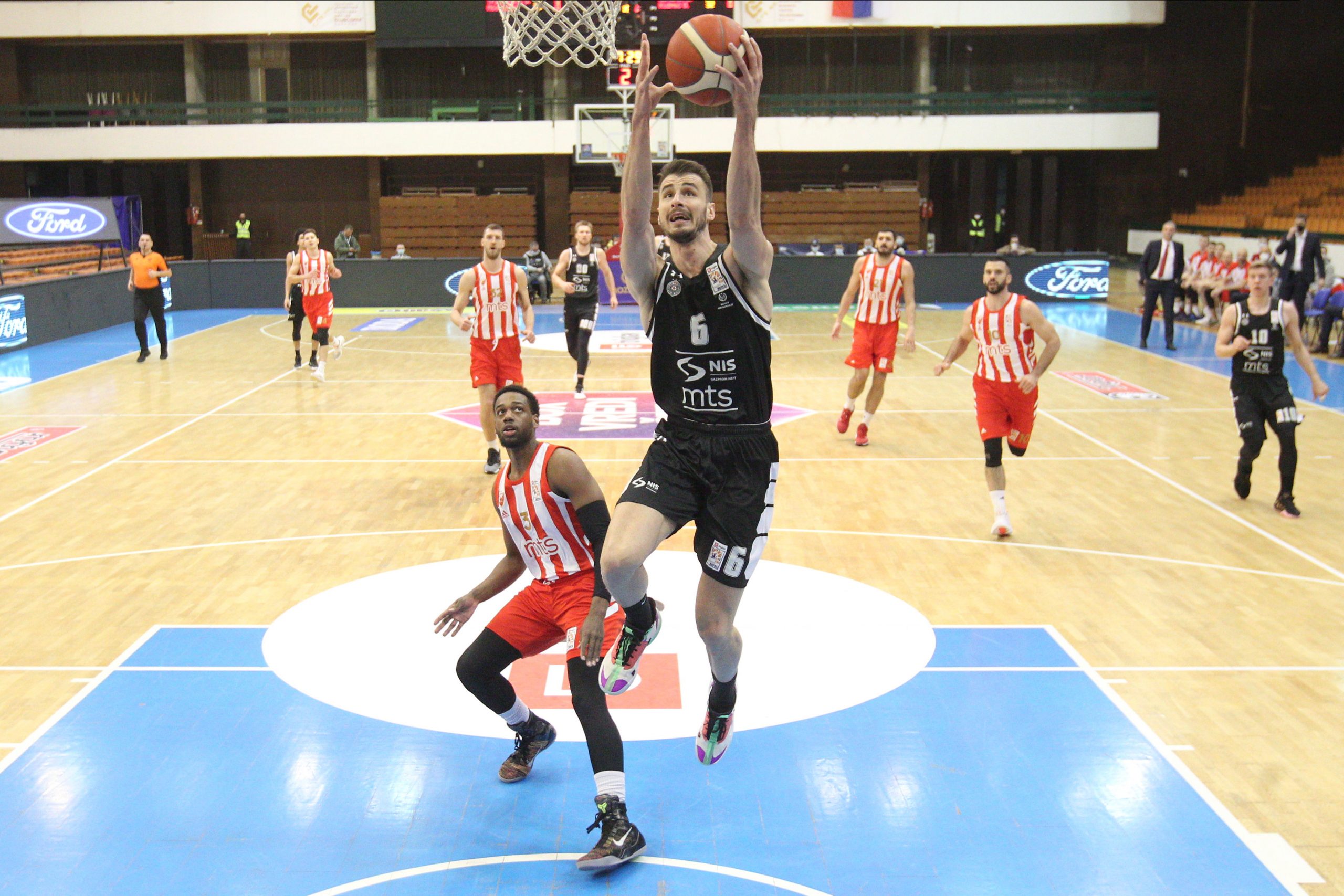 PARTIZAN vs CRVENA ZVEZDA
Novi Sad, 13.02.2021.