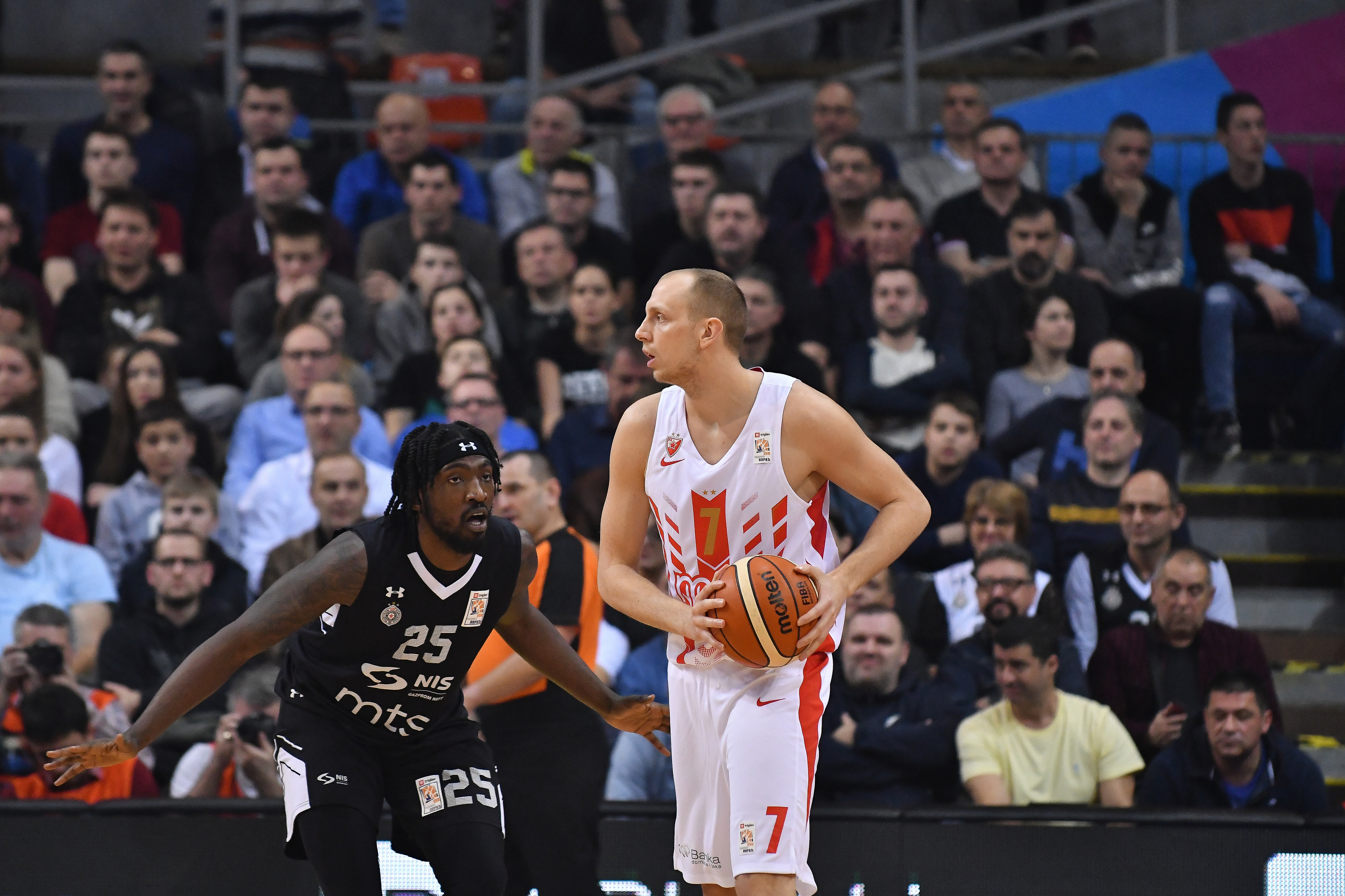februar 16. .2020. Nis, Srbija, Nis, Kup Koraca Partizan - Zvezda (credit image &amp; photo: Vanja Keser/ STARSPORT)  Dejan Davidovic, Rashawn Thomas