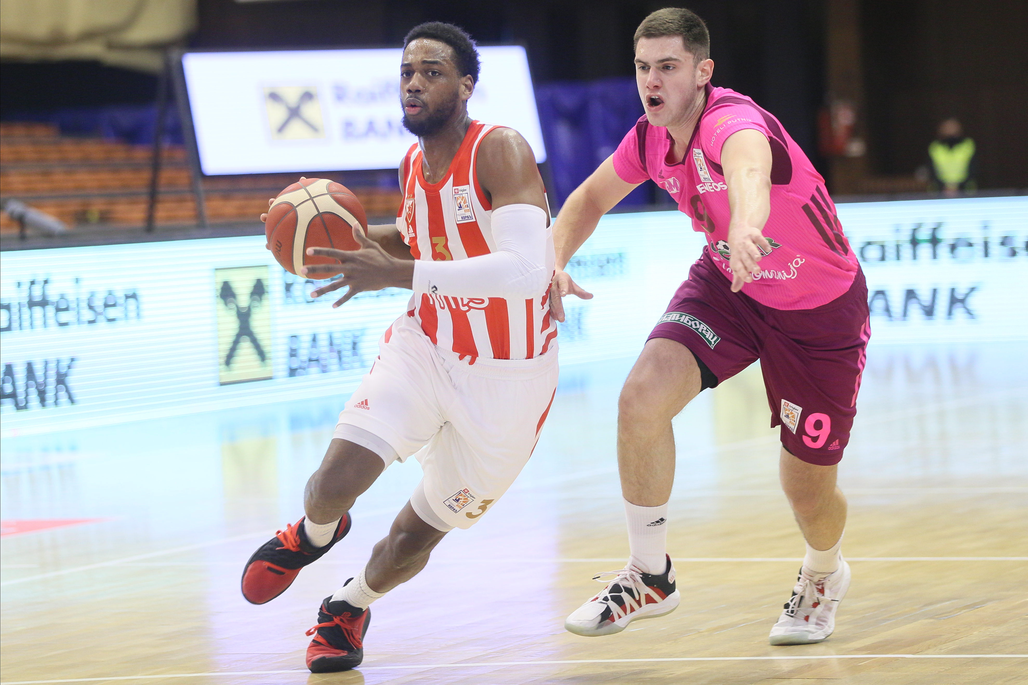 MEGA vs CRVENA ZVEZDA
Novi Sad, 14.02.2021.

Kosarka finale kup radivoja koraca