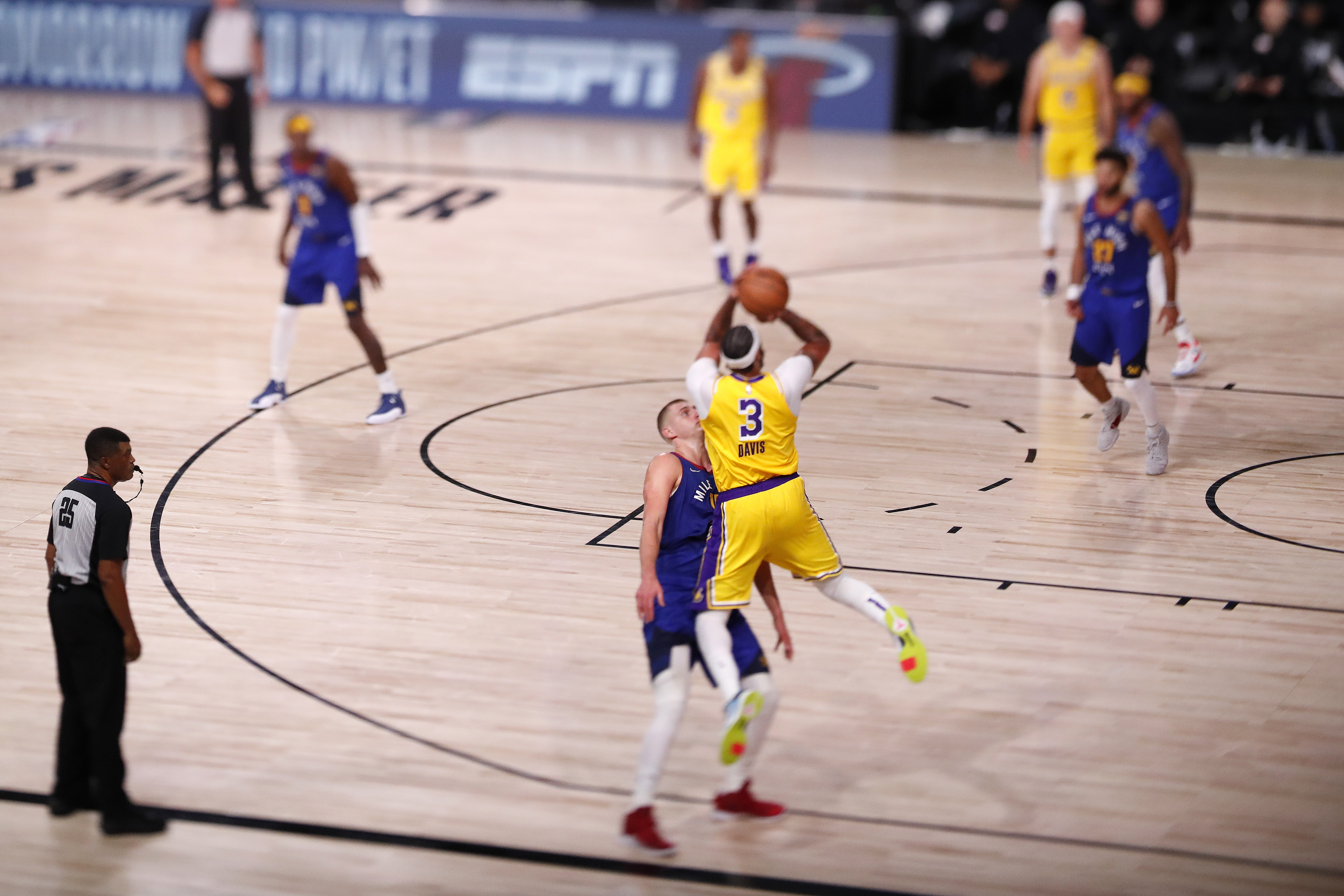 Denver Nuggets at Los Angeles Lakers