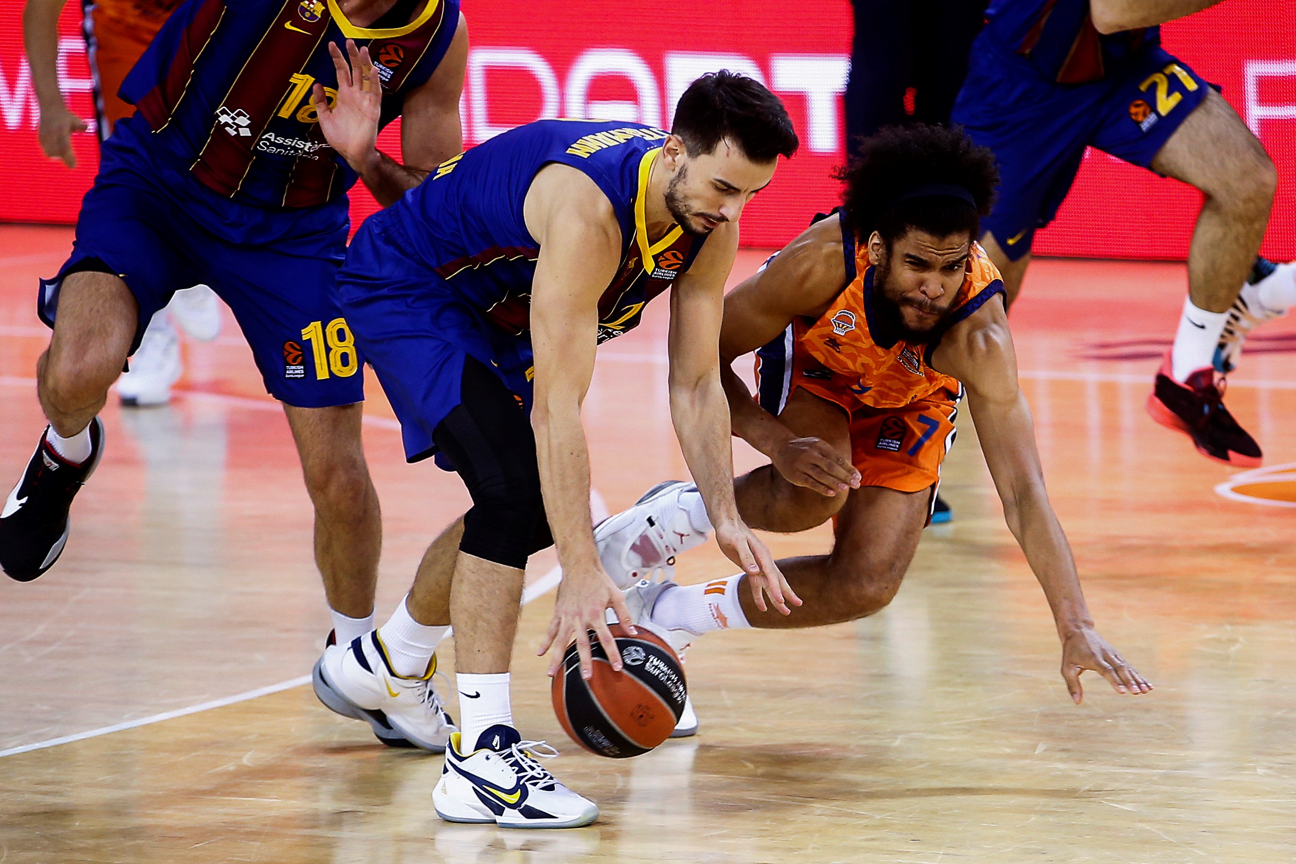 FC Barcelona vs Valencia Basket