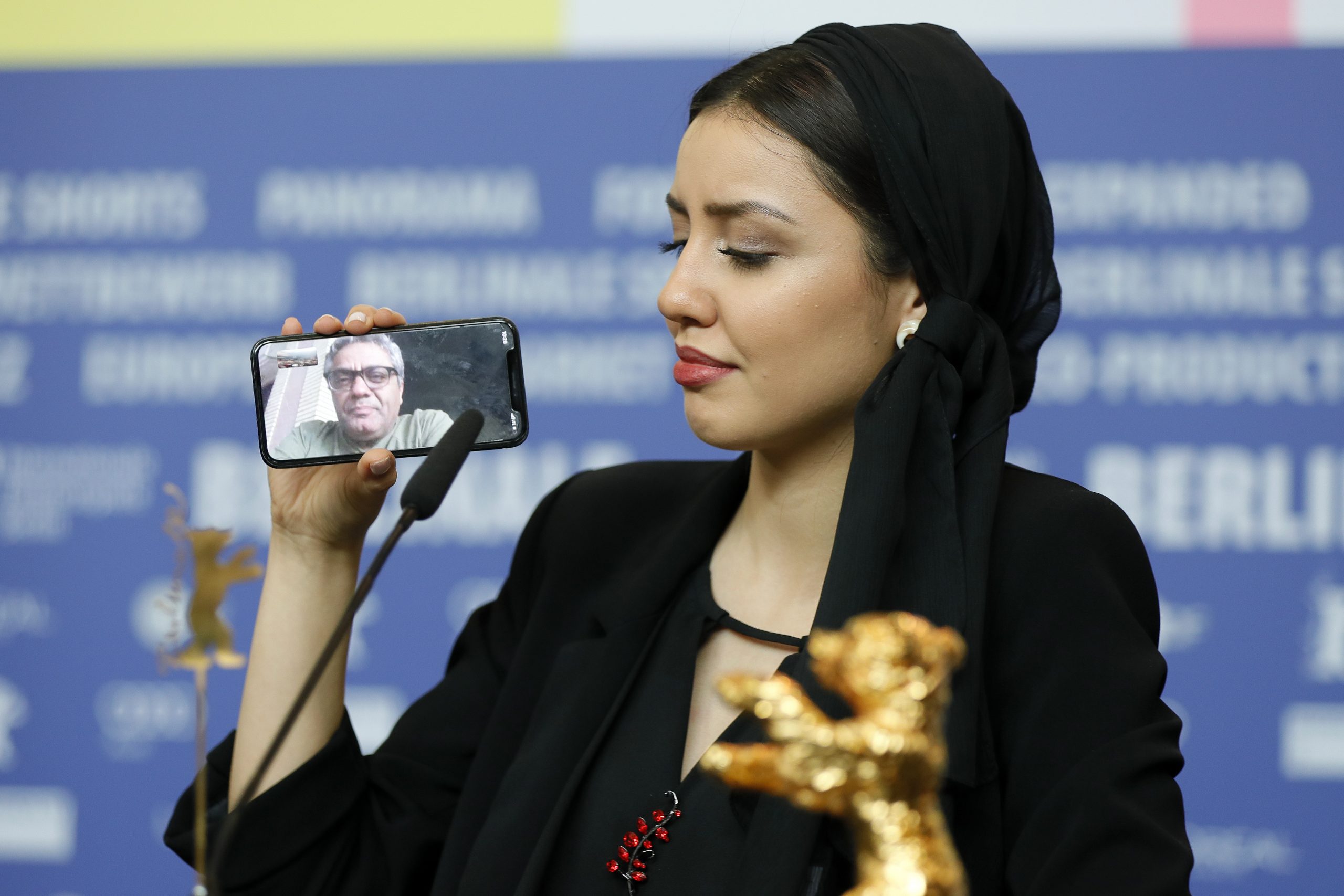 Baran Rasolof, Muhamad Rasolof Berlinale pobednik Foto:EPA-EFE/RONALD WITTEK