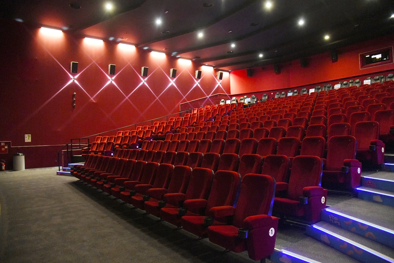 Beograd 25.08.2020. Bioskop, bioskopska sala, sedišta, otvaranje bioskopa, dezinfekcija, koronavirus, sinepleks, cineplex, tržni centar Ušće Foto: Nemanja Jovanović/Nova.rs