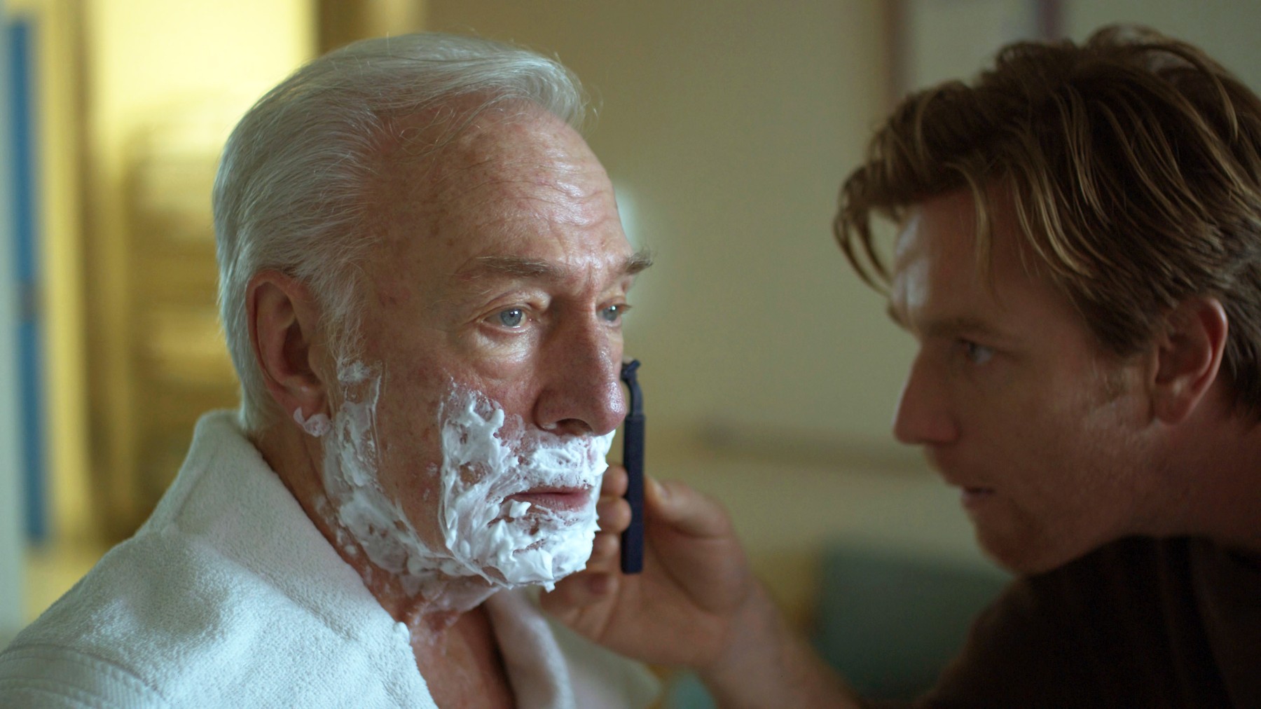 BEGINNERS, from left: Christopher Plummer, Ewan McGregor, 2010.,Image: 99559718, License: Rights-managed, Restrictions: , Model Release: no, Credit line: Everett Collection  Col / Everett / Profimedia