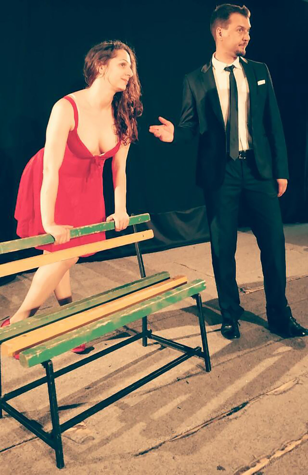 Pan teatar, Šta muškarci/žene žele