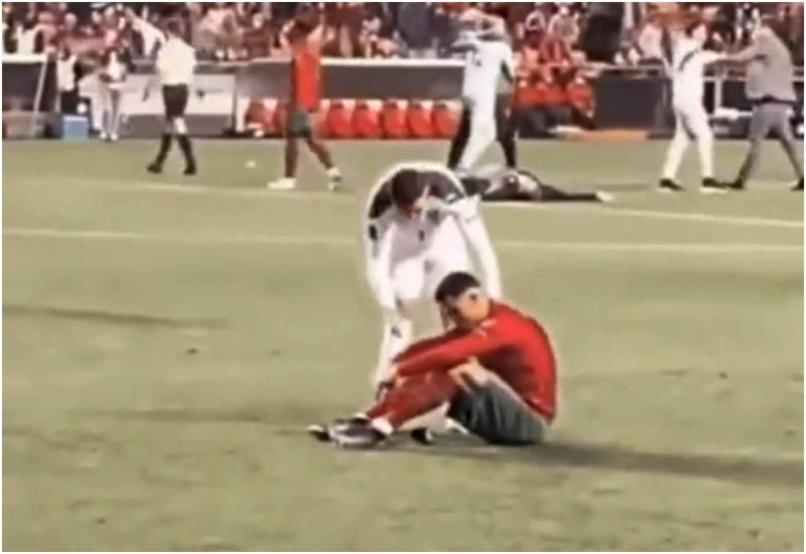 Kristijano Ronaldo bacio traku posle poraza od Srbije