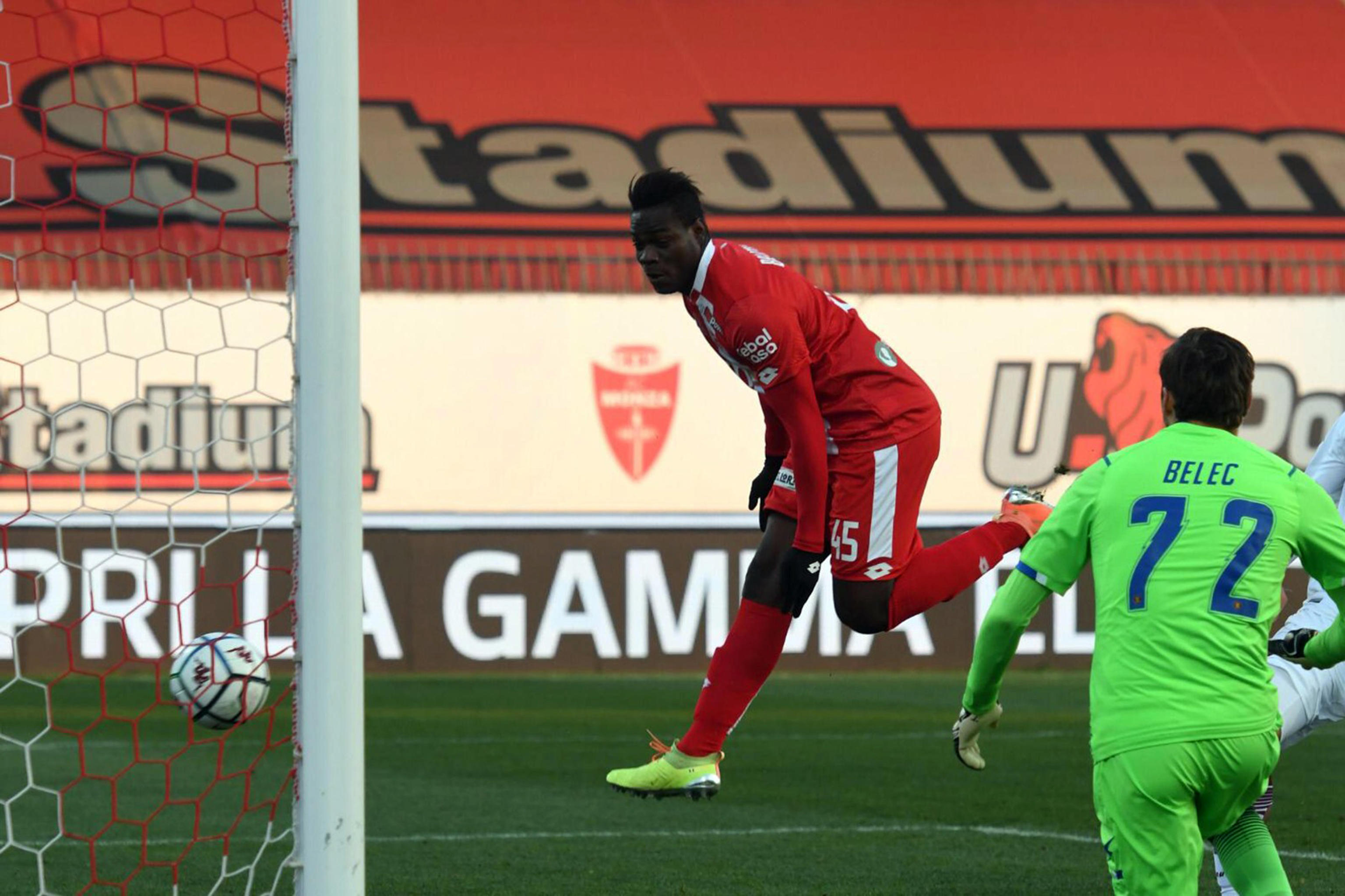 Mario Balotelli's debut with AC Monza