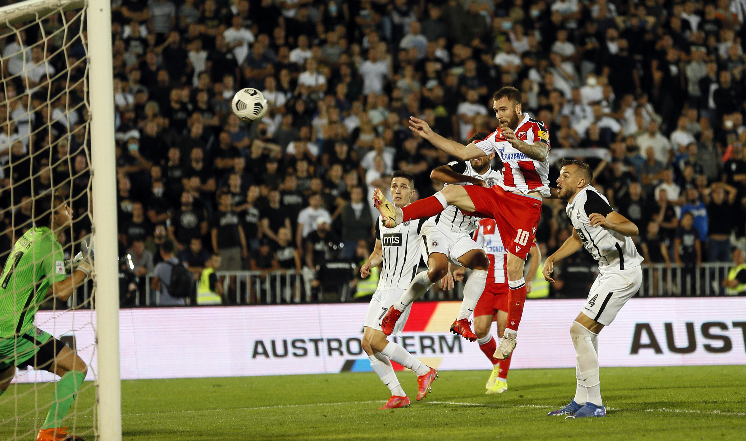 Partizan - Crvena Zvezda Superliga Srbije Super  Liga derbi, derby 19.9.2021. Beograd Srbija  foto: Pedja Milosavljevic/STARSPORT