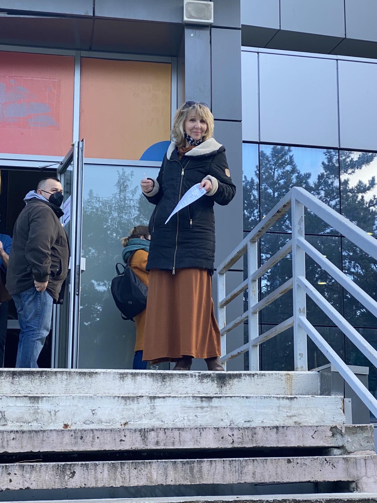 Vakcinacija, pozorište Niš