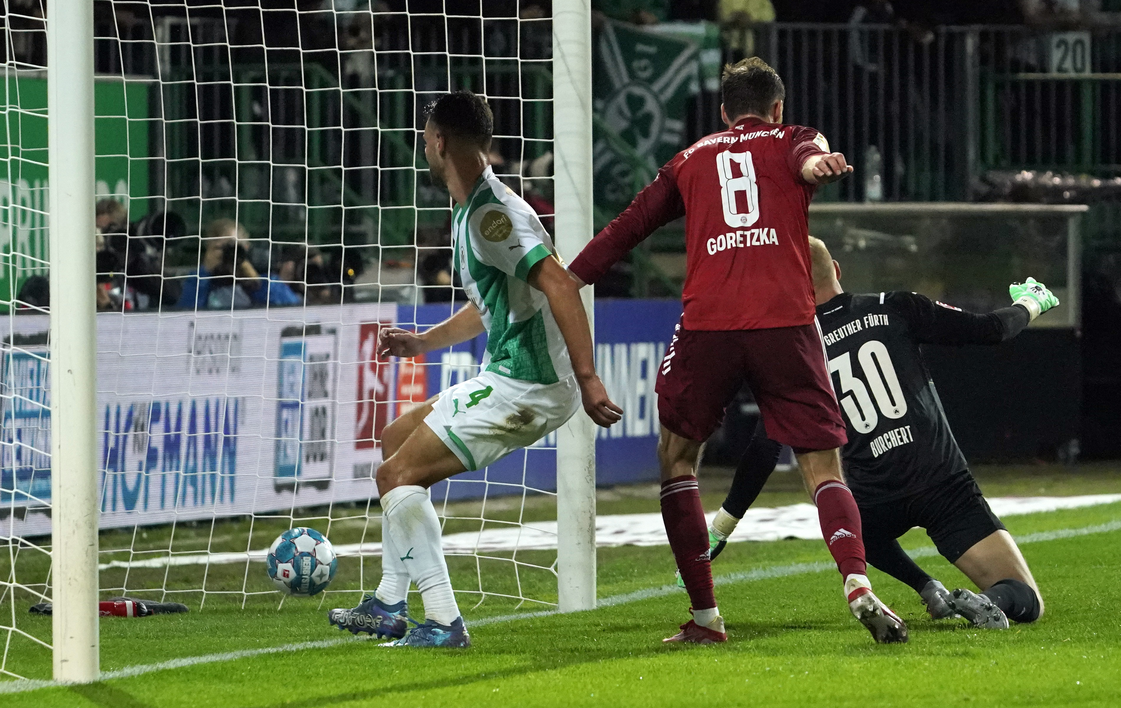 SpVgg Greuther Fuerth vs FC Bayern Munich