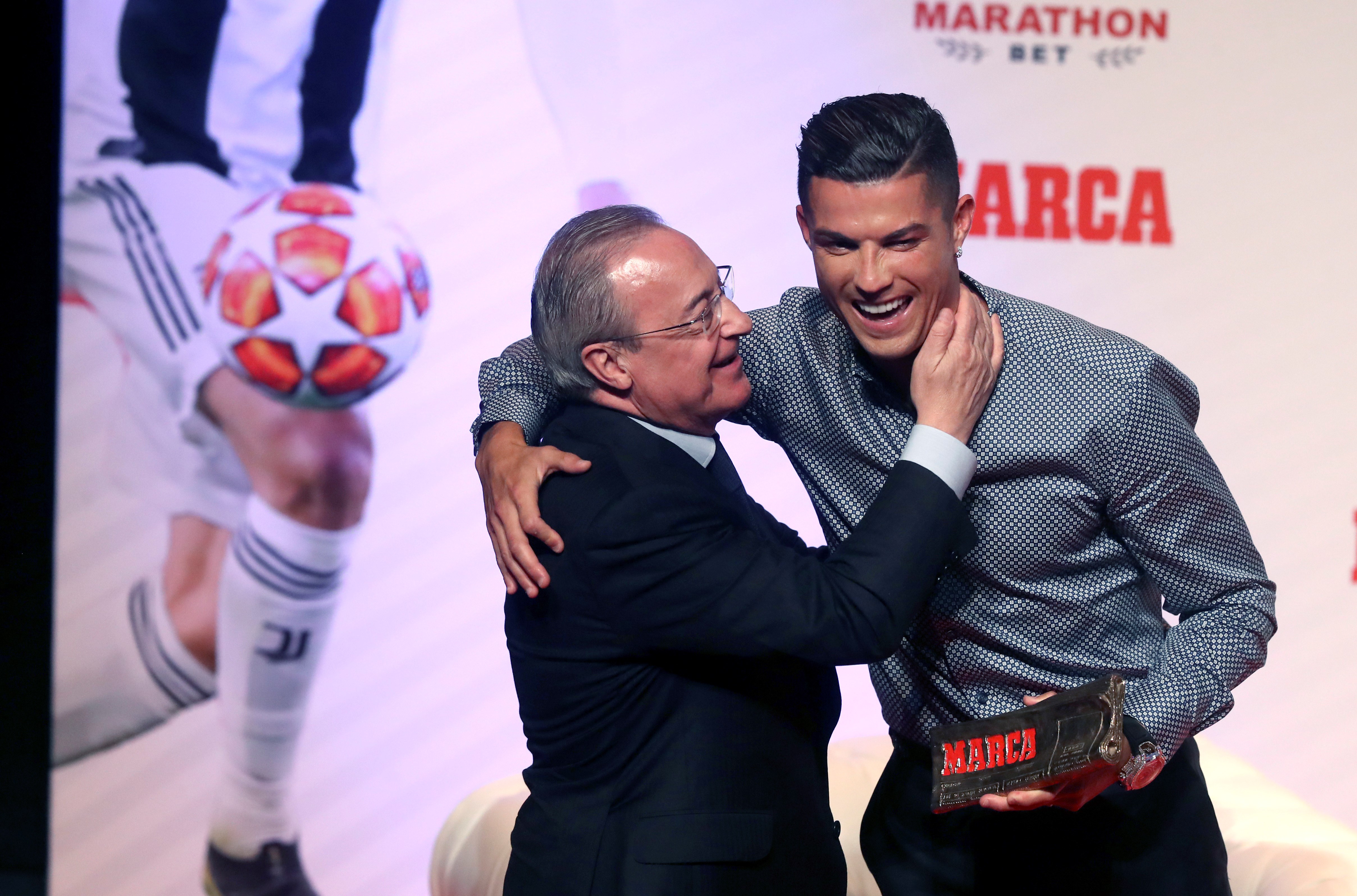 Cristiano Ronaldo awarded the 'Marca Leyend' recognition