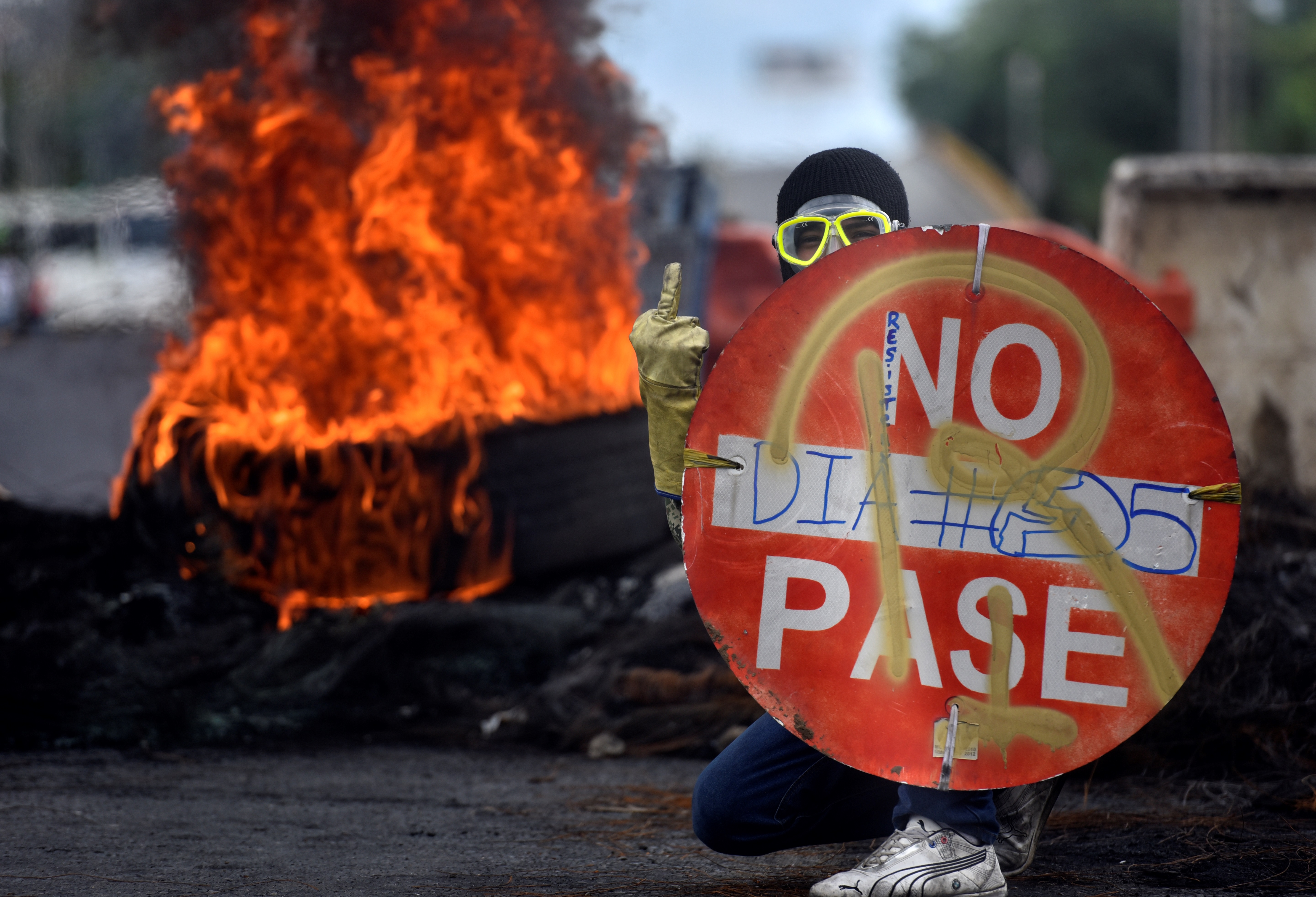 Protests in Cali against Duque's economic policies and police violence