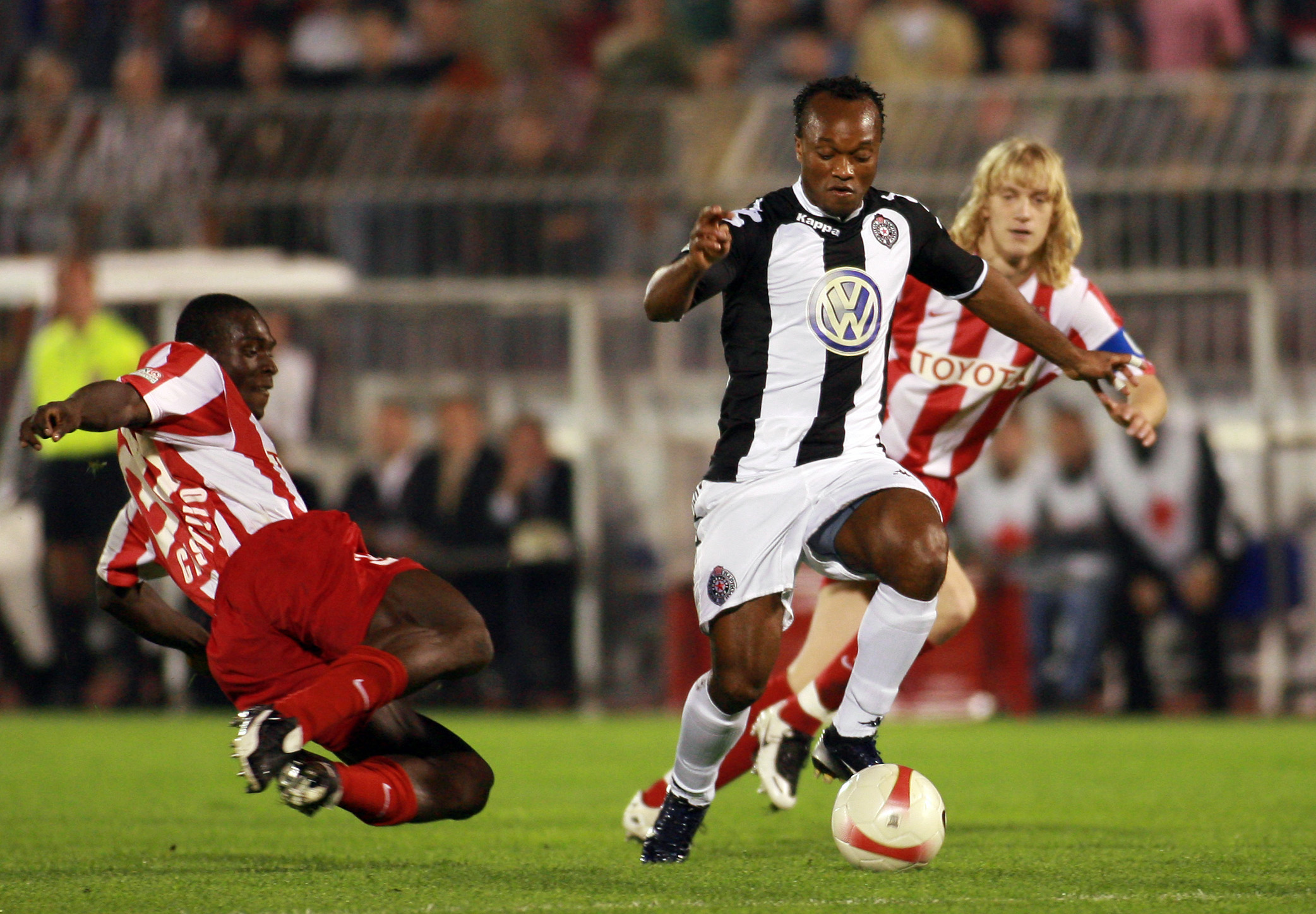 Sport Fudbal Soccer Football Partizan Crvena Zvezda Red Star Beograd Srbija Belgrade Serbia Derbi Almami Samori da Silva Moreira 29.9.2007. photo: Pedja MIlosavljevic