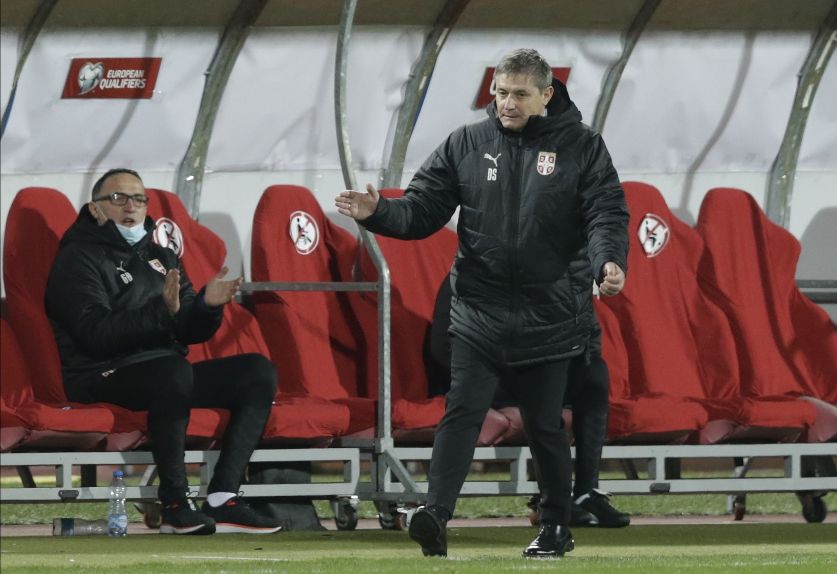 epa09094788 Serbia coach Dragan Stojkovic reacts during the FIFA World Cup 2022 qualification match between Serbia and Ireland in Belgrade, Serbia, 24 March 2021.  EPA-EFE/ANDREJ CUKIC