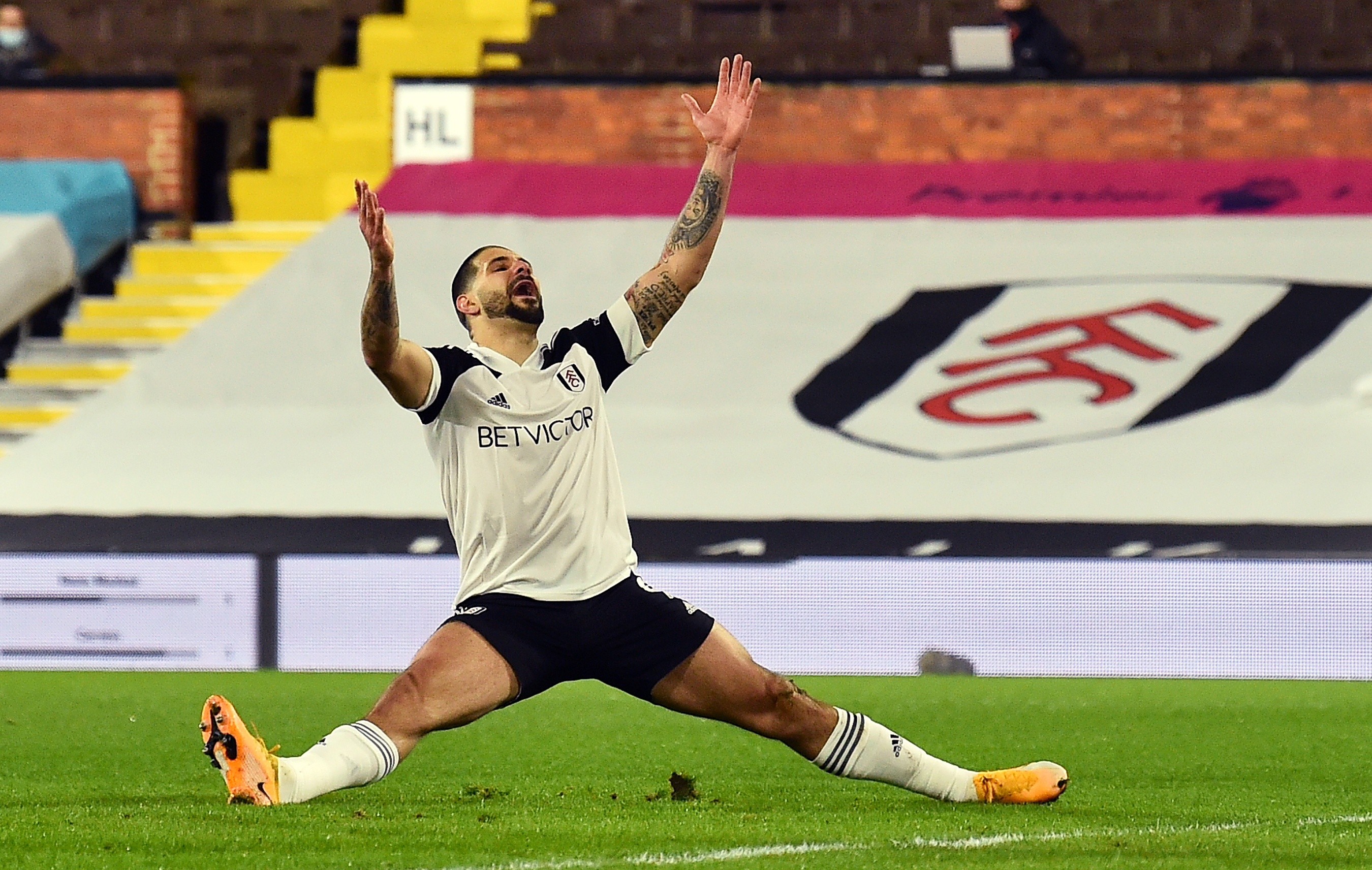 Fulham FC vs Leicester City