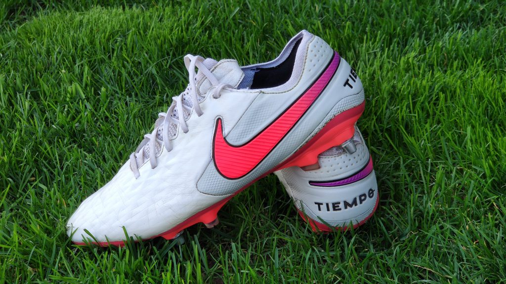 stefan mitrović kopačke na aukciju