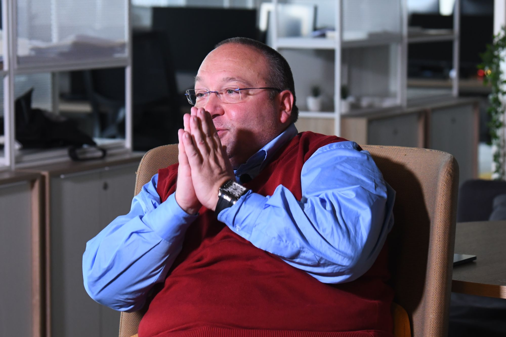 Beograd 20. februar 2021. Vladimir Vuletic profesor Pravnog fakulteta i bivsi  potpredsednik FK Partizan, intervju Foto:Goran Srdanov/Nova.rs