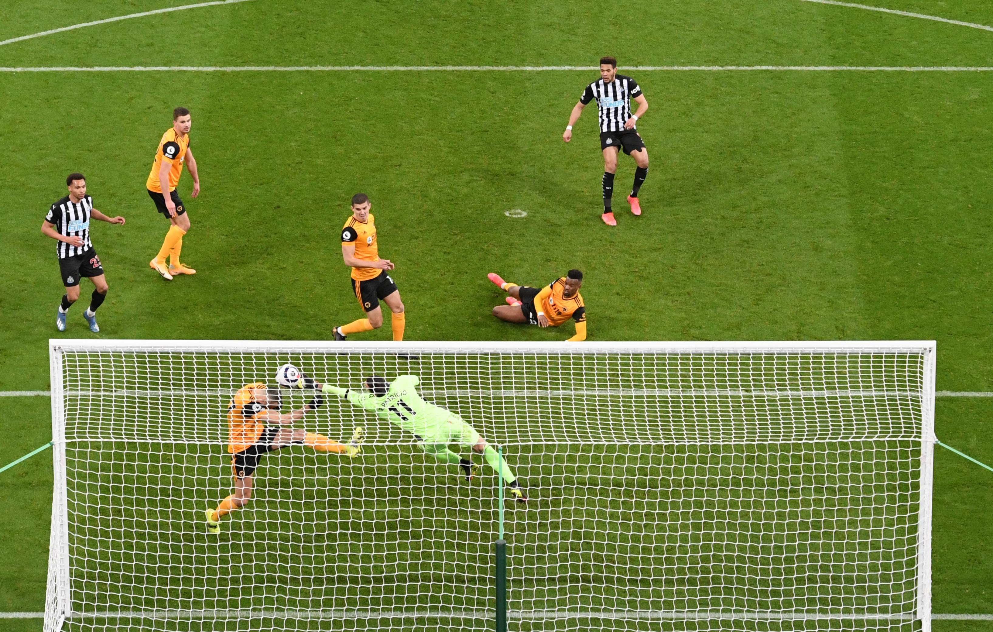 Newcastle United vs Wolverhampton Wanderers