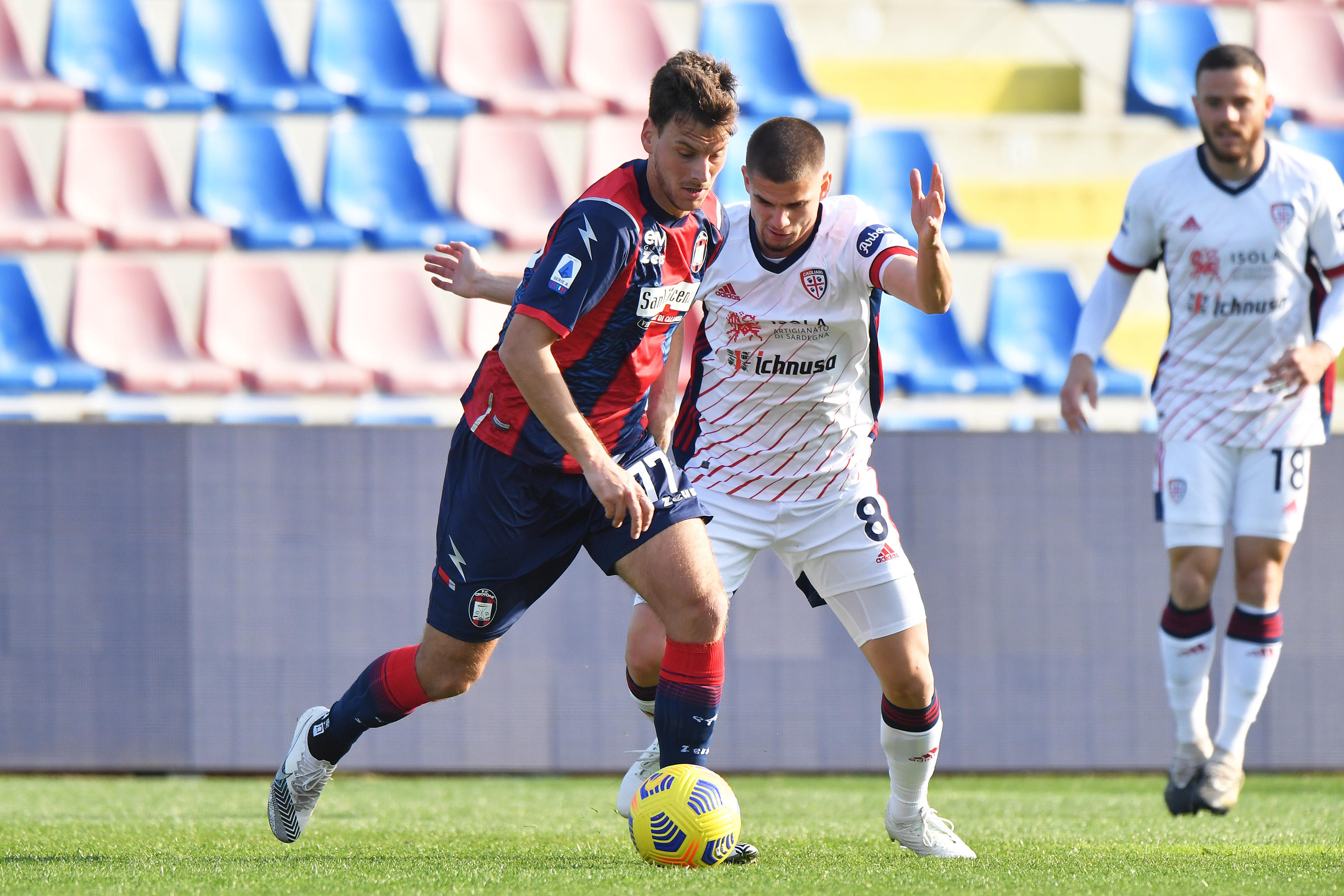 FC Crotone vs Cagliari Calcio