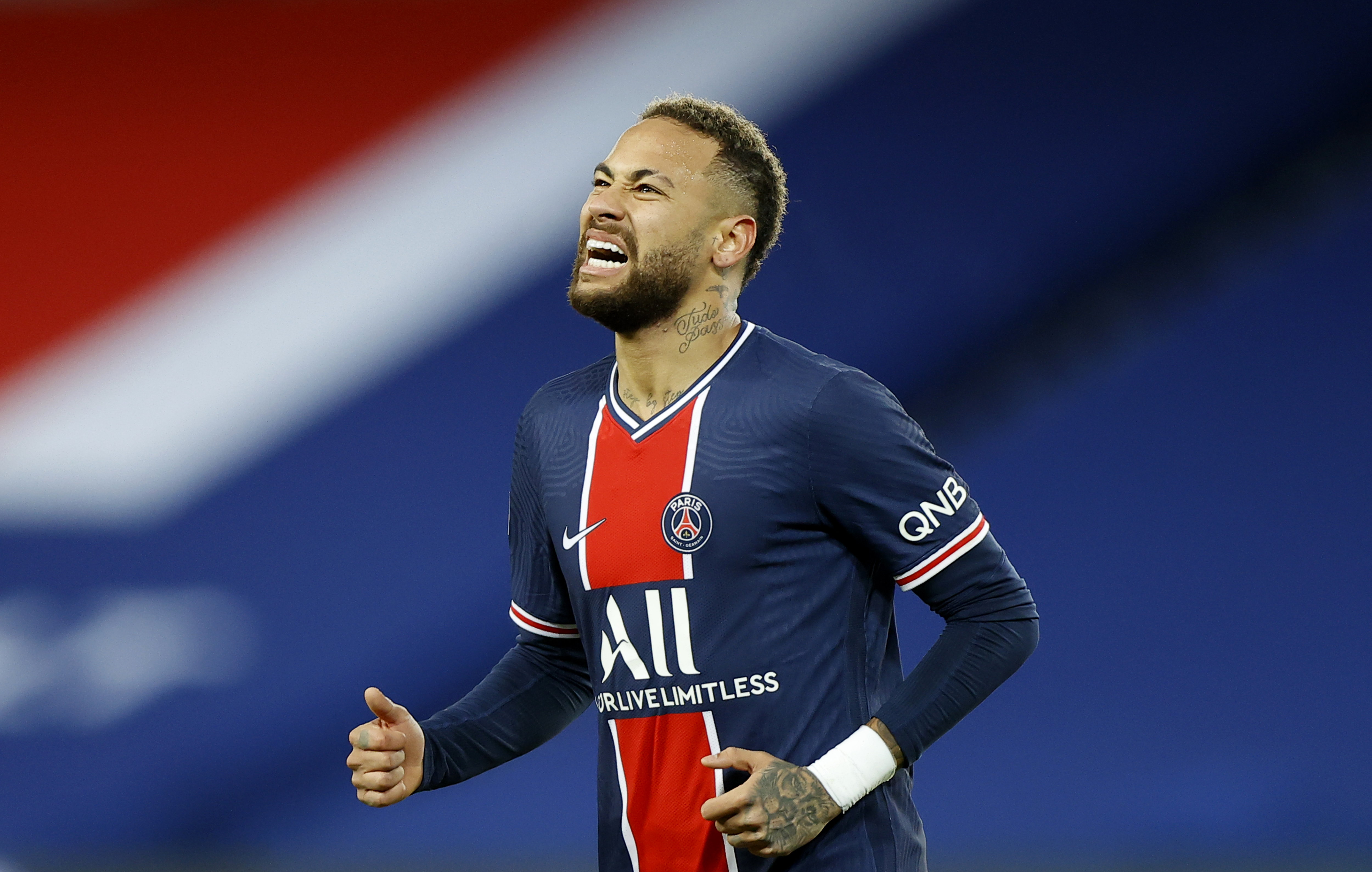 epa08958965 Paris Saint Germain's Neymar Jr. reacts during the French Ligue 1 soccer match between Paris Saint Germain and Montpellier HSC, in Paris, France, 22 January 2021.  EPA-EFE/IAN LANGSDON