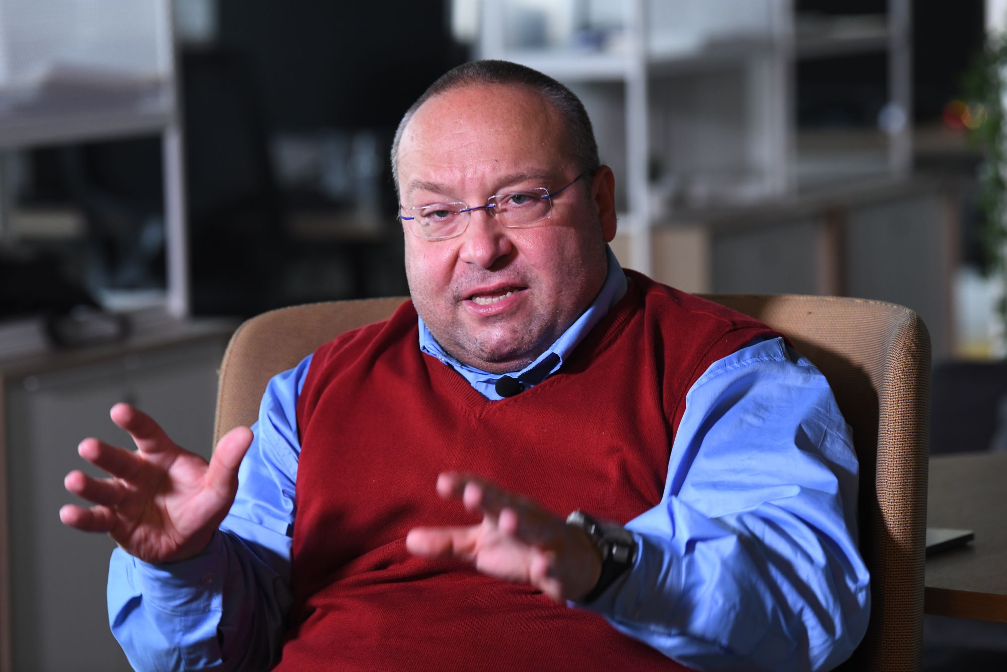 Beograd 20. februar 2021. Vladimir Vuletic profesor Pravnog fakulteta i bivsi  potpredsednik FK Partizan, intervju Foto:Goran Srdanov/Nova.rs